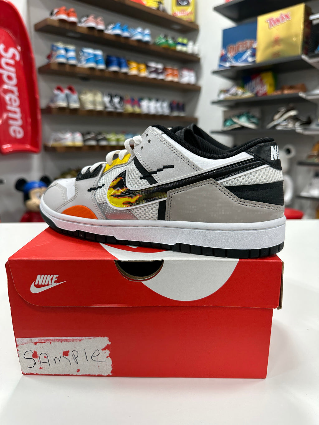 Nike Dunk Low Sample Sz 9