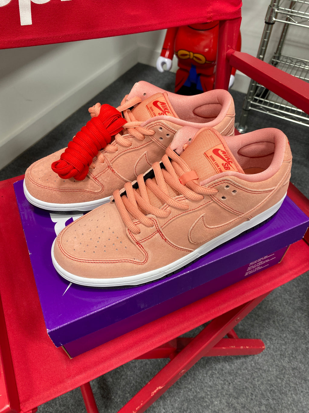 Nike SB Dunk Low Pink Pig Sz 10.5