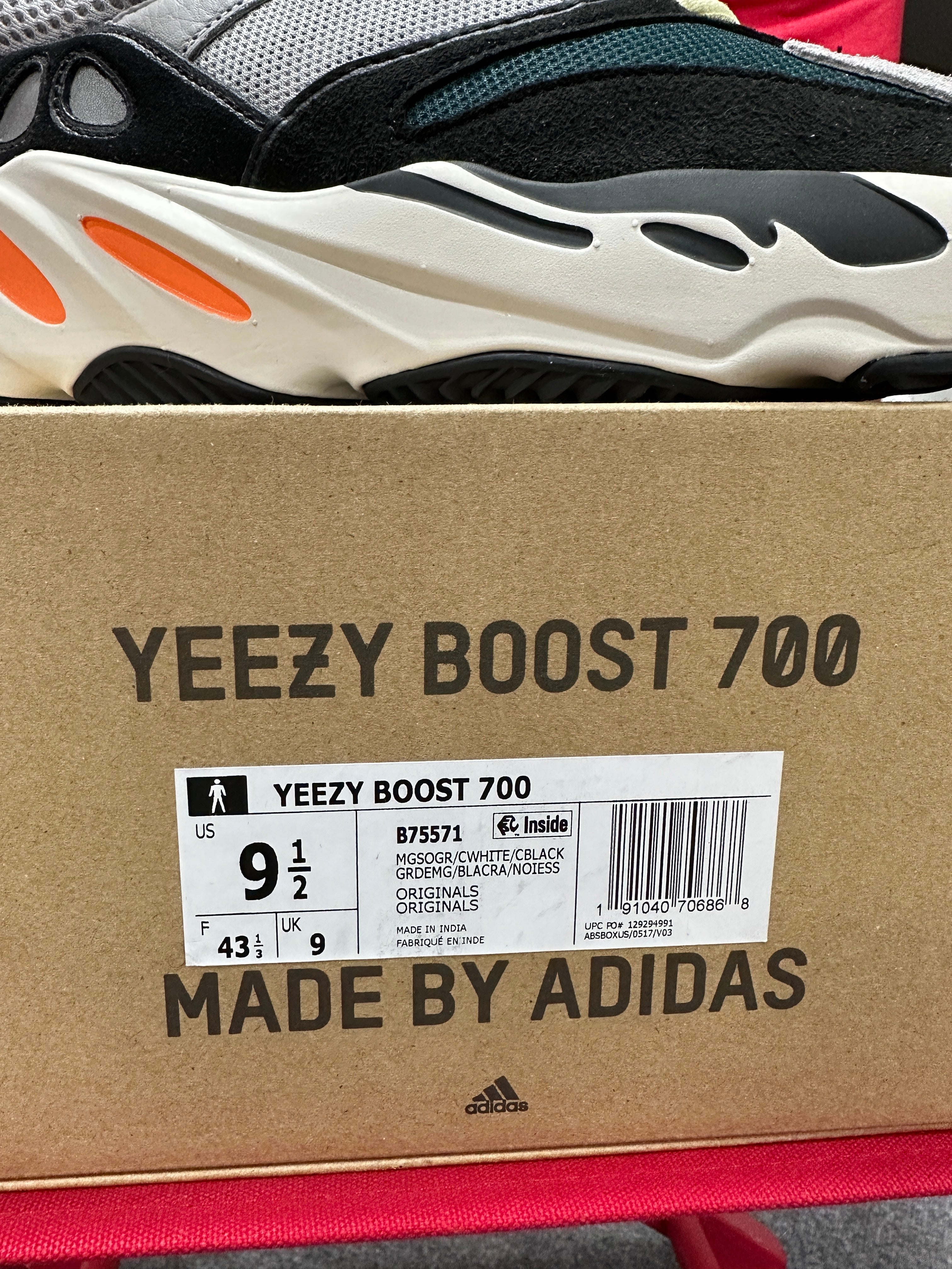Yeezy 700 Wave Runner OG Sz 9.5