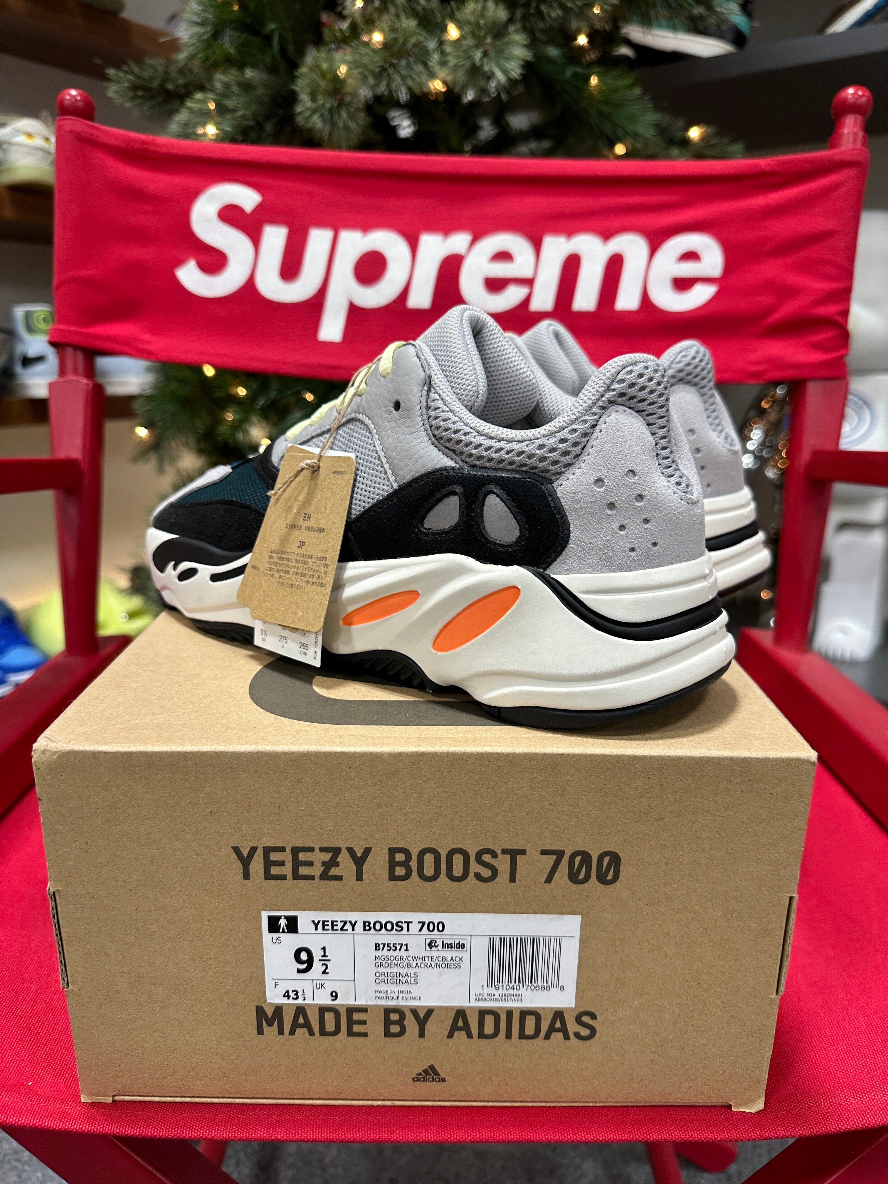 Yeezy 700 Wave Runner OG Sz 9.5
