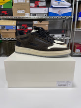 Load image into Gallery viewer, Represent Reptor Low Sneaker Sz 44
