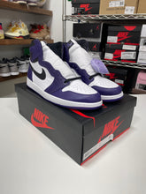 Load image into Gallery viewer, Jordan 1 Retro High Court Purple White Sz 13
