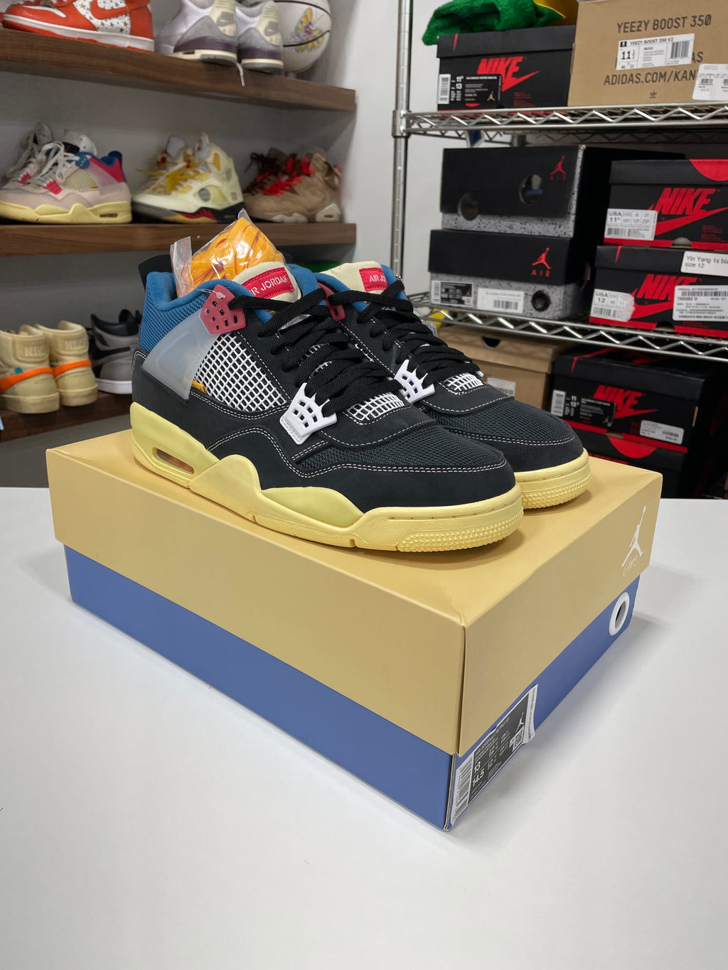 Jordan 4 Retro Union Off Noir Sz 13