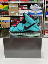 Load image into Gallery viewer, Nike Lebron 8 Pre-Heat/South Beach 2021 Sz 11
