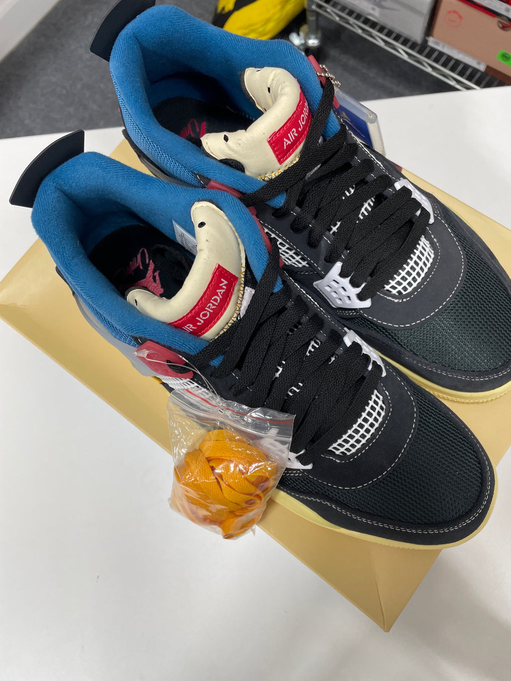 Jordan 4 Retro Union Off Noir Sz 13