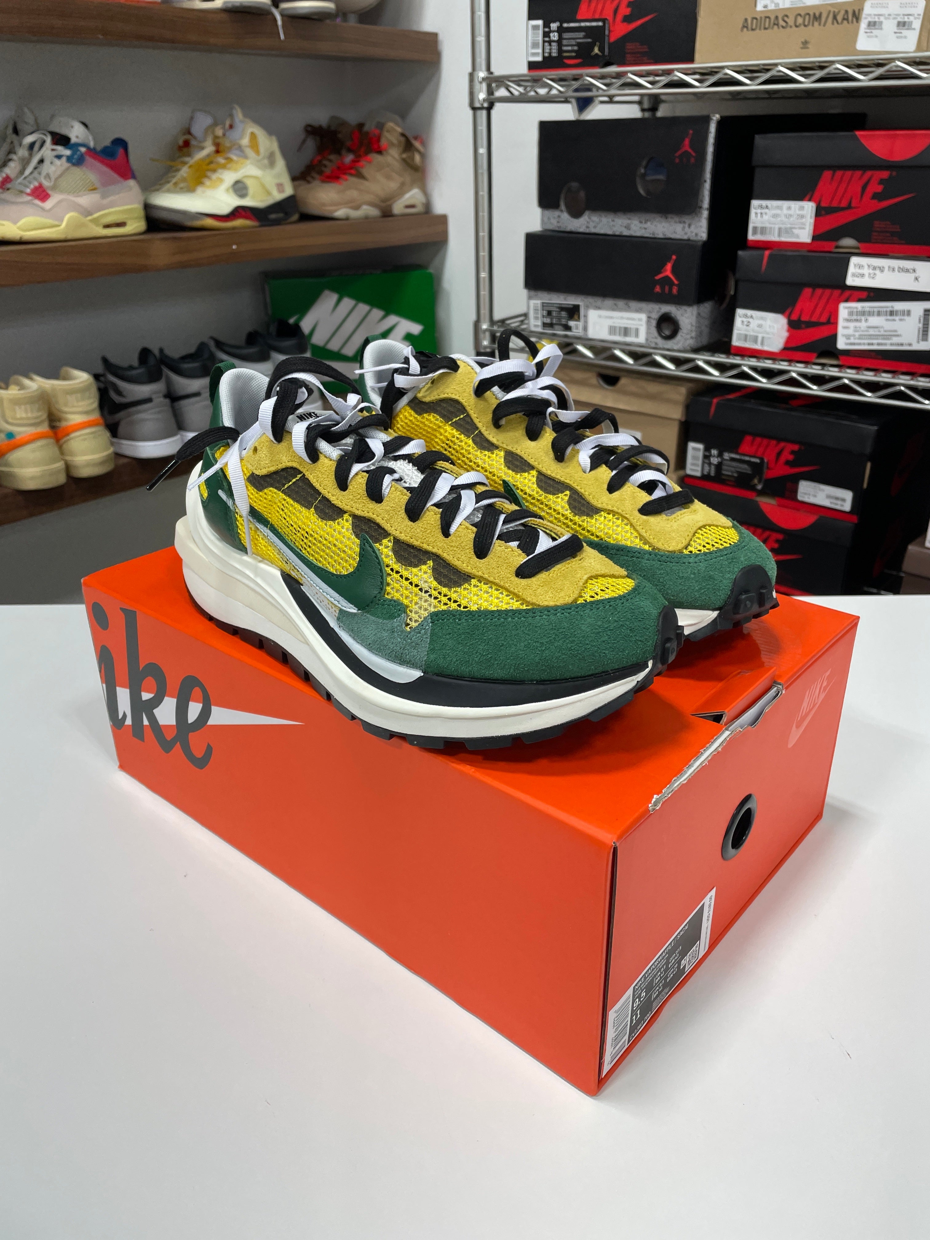 Nike Vaporwaffle sacai Yellow/Green Sz 9.5