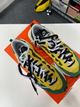 Load image into Gallery viewer, Nike Vaporwaffle sacai Yellow/Green Sz 9.5

