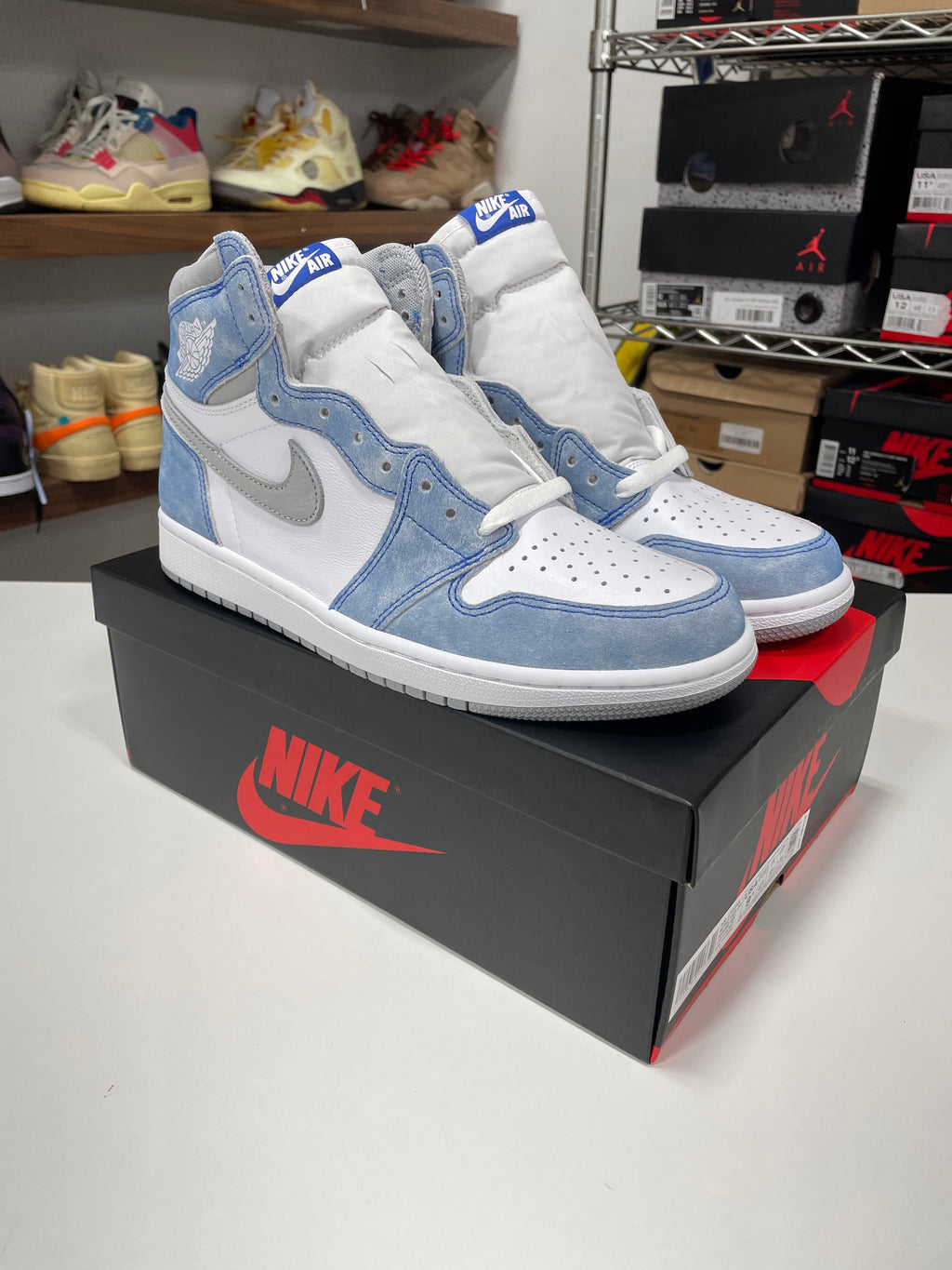 Jordan 1 Retro High Hyper Royal Sz 9.5