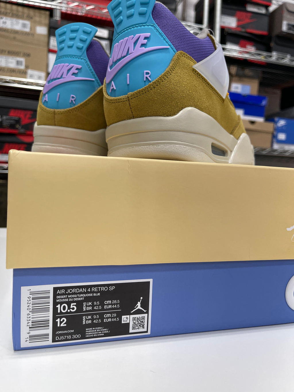 Nike x Union Jordan 4 Desert Moss Sz 10.5