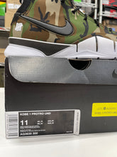 Load image into Gallery viewer, Nike Kobe 1 Protro Undefeated Camo Sz 11
