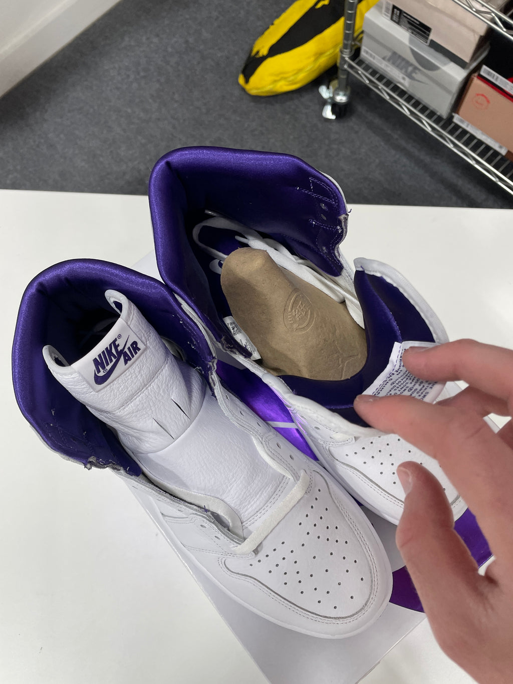 Jordan 1 Retro High Court Purple Sz Mens 10