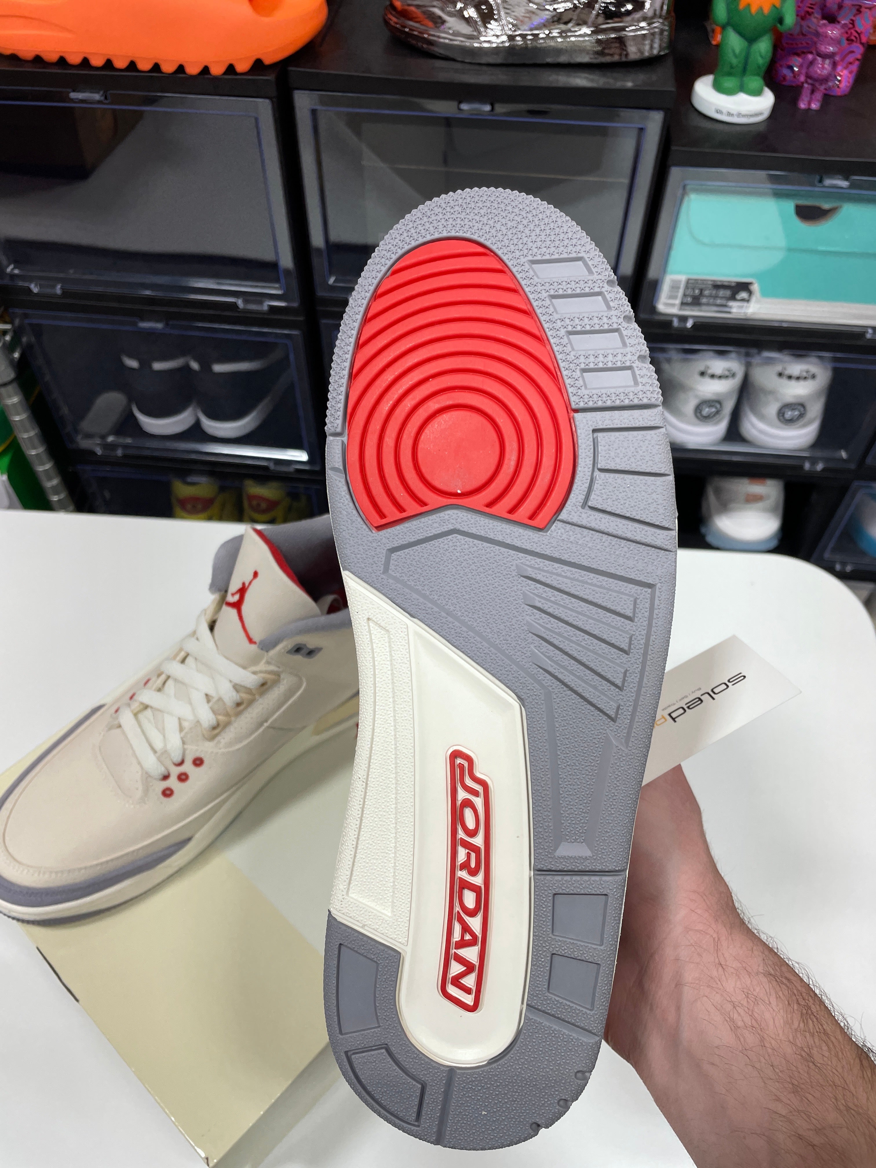 Jordan 3 Retro Muslin Sz 11