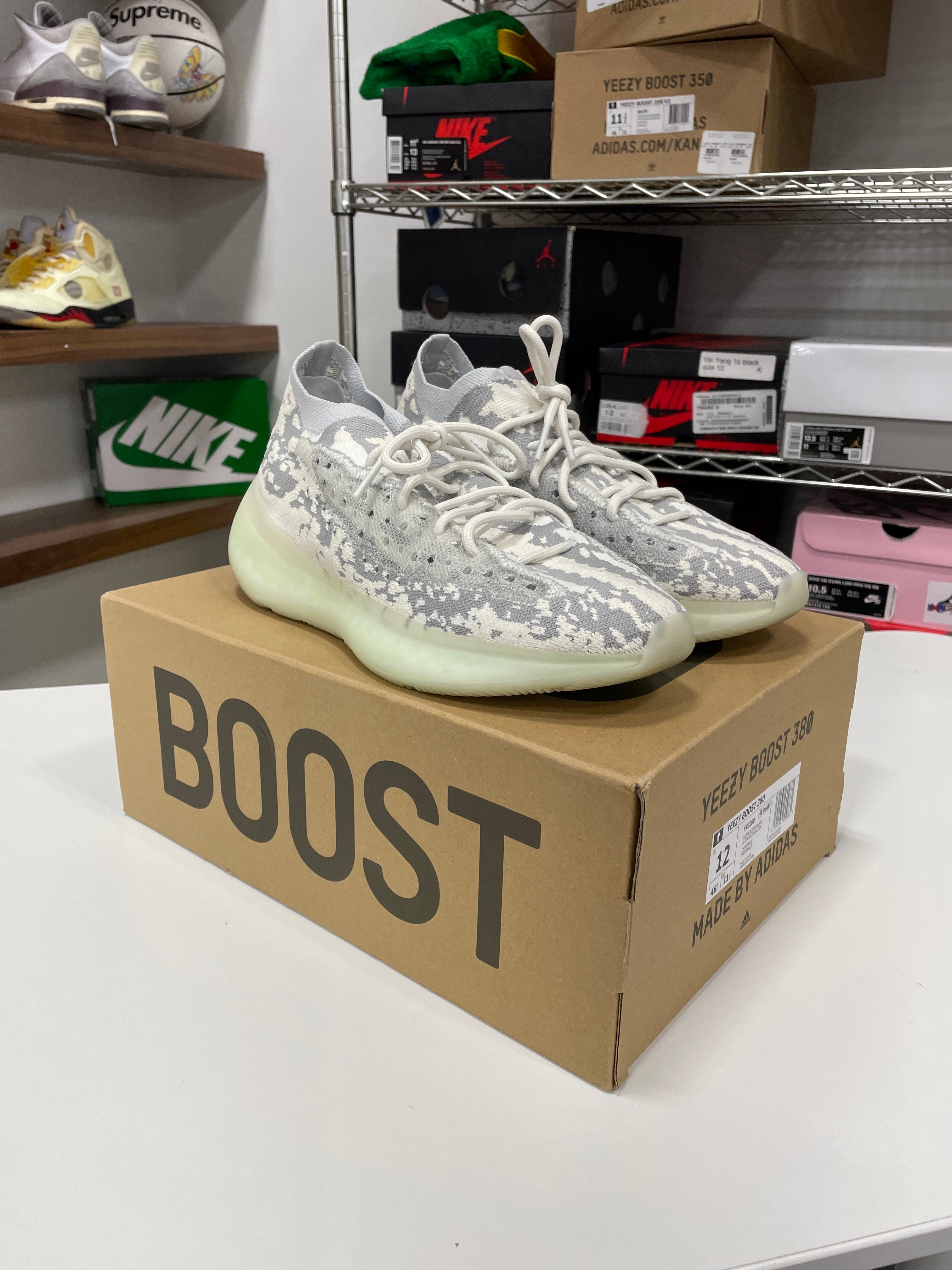 adidas Yeezy Boost 380 Alien Sz 11.5