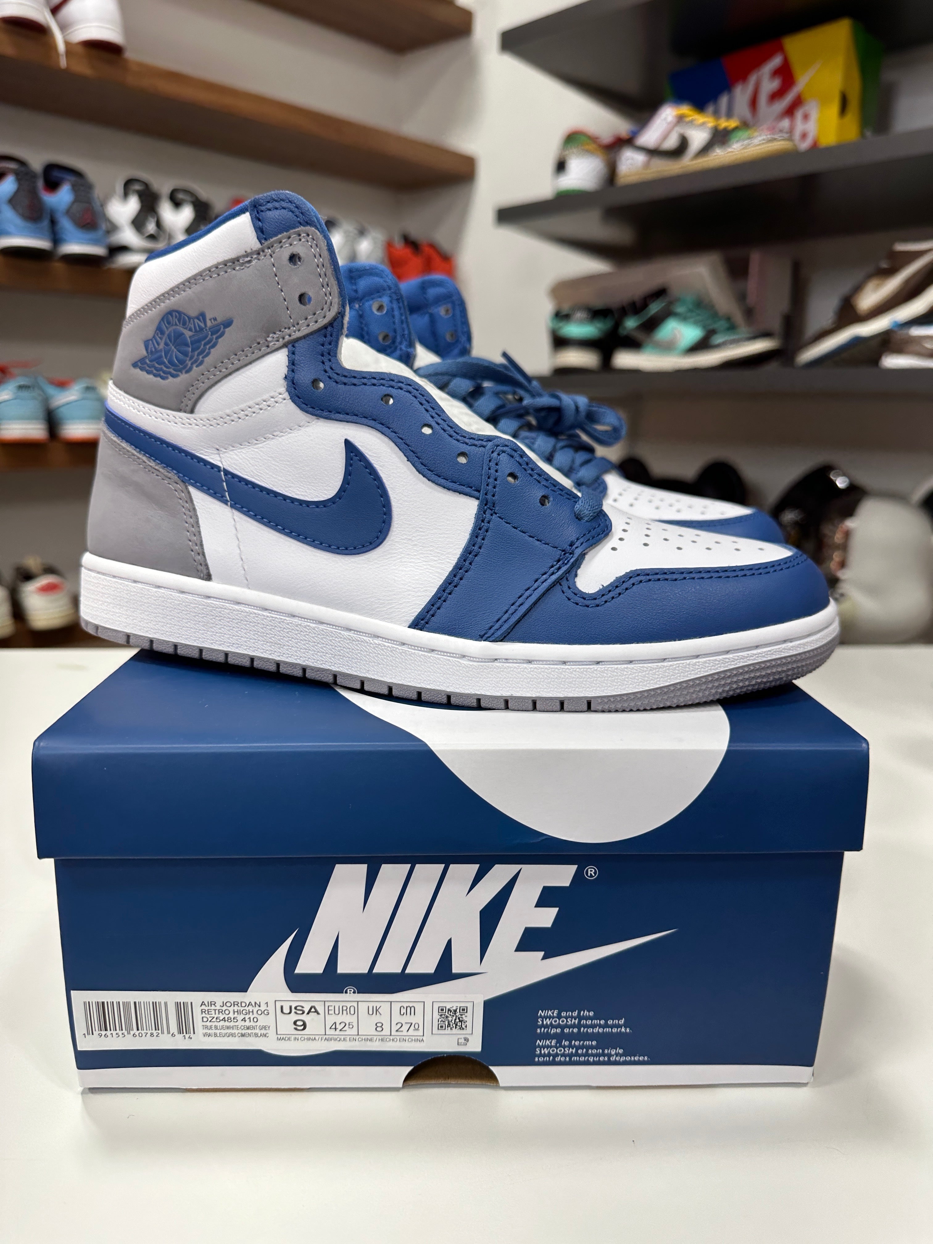 AirJordan 1 High True Blue Sz 9