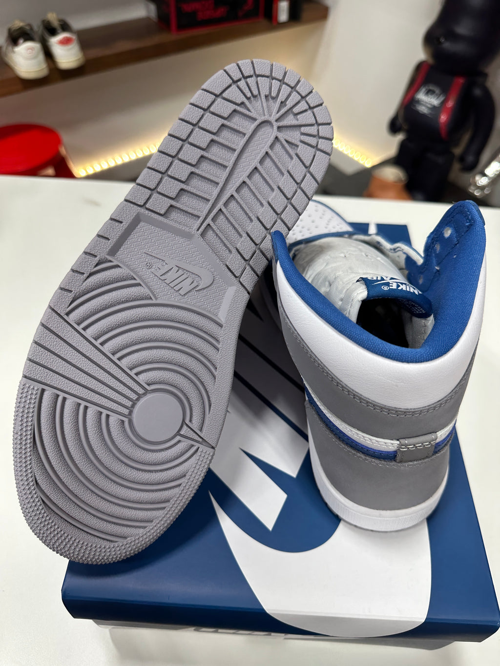 AirJordan 1 High True Blue Sz 9