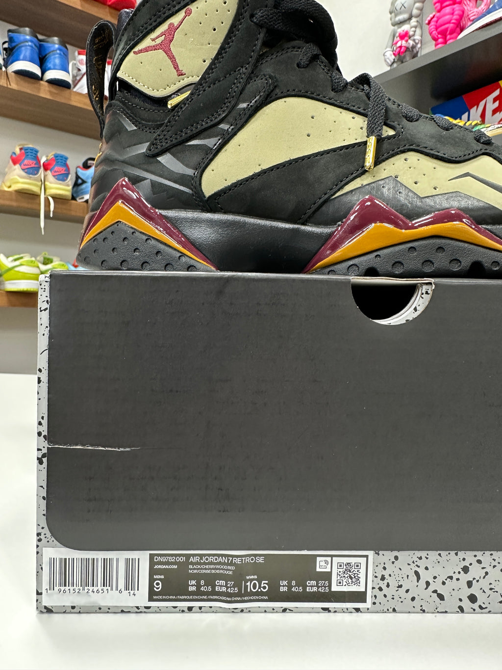 Air Jordan 7 Black Olive Sz 9