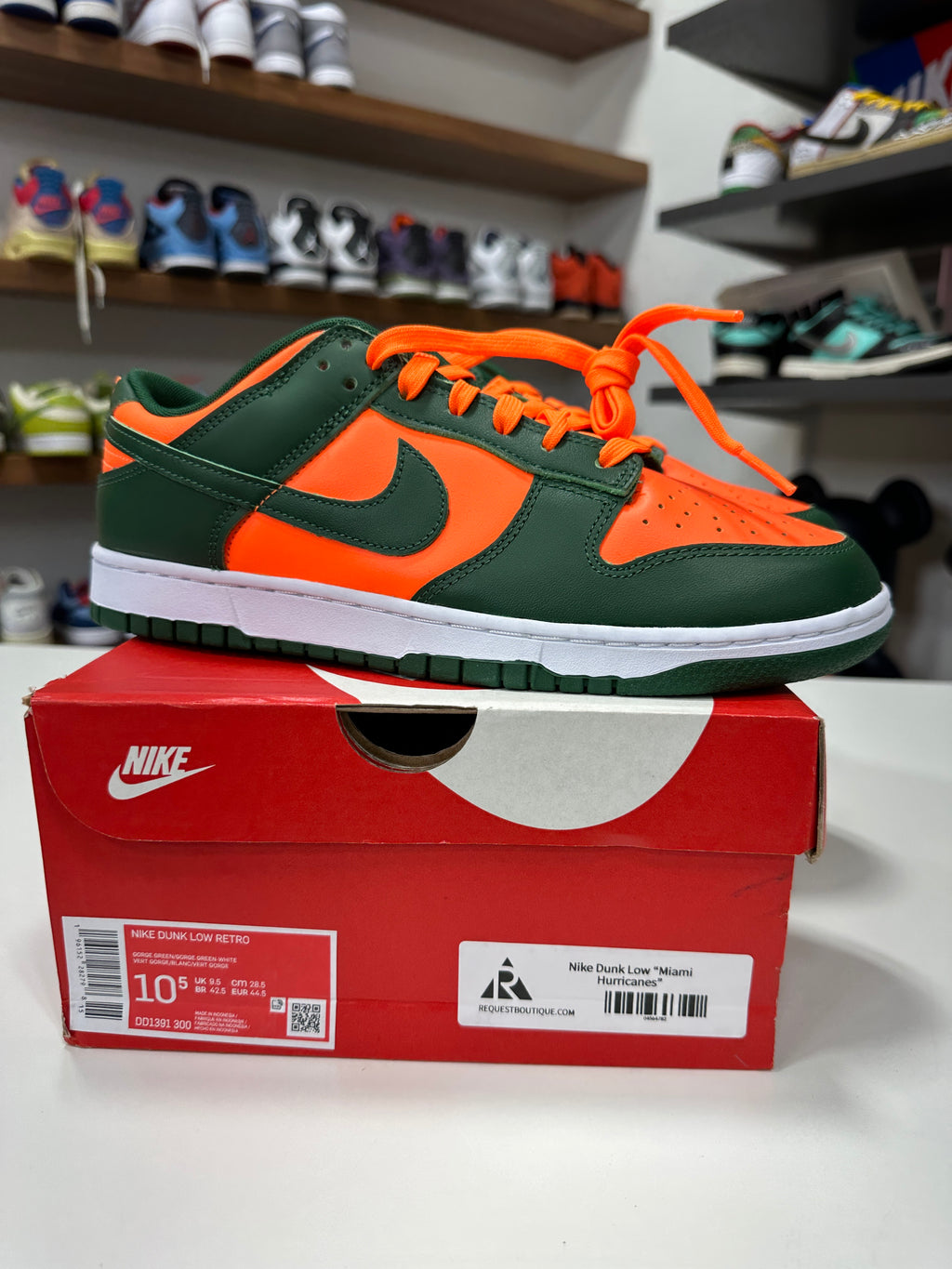 Nike Dunk Low Miami Hurricanes Sz 10.5