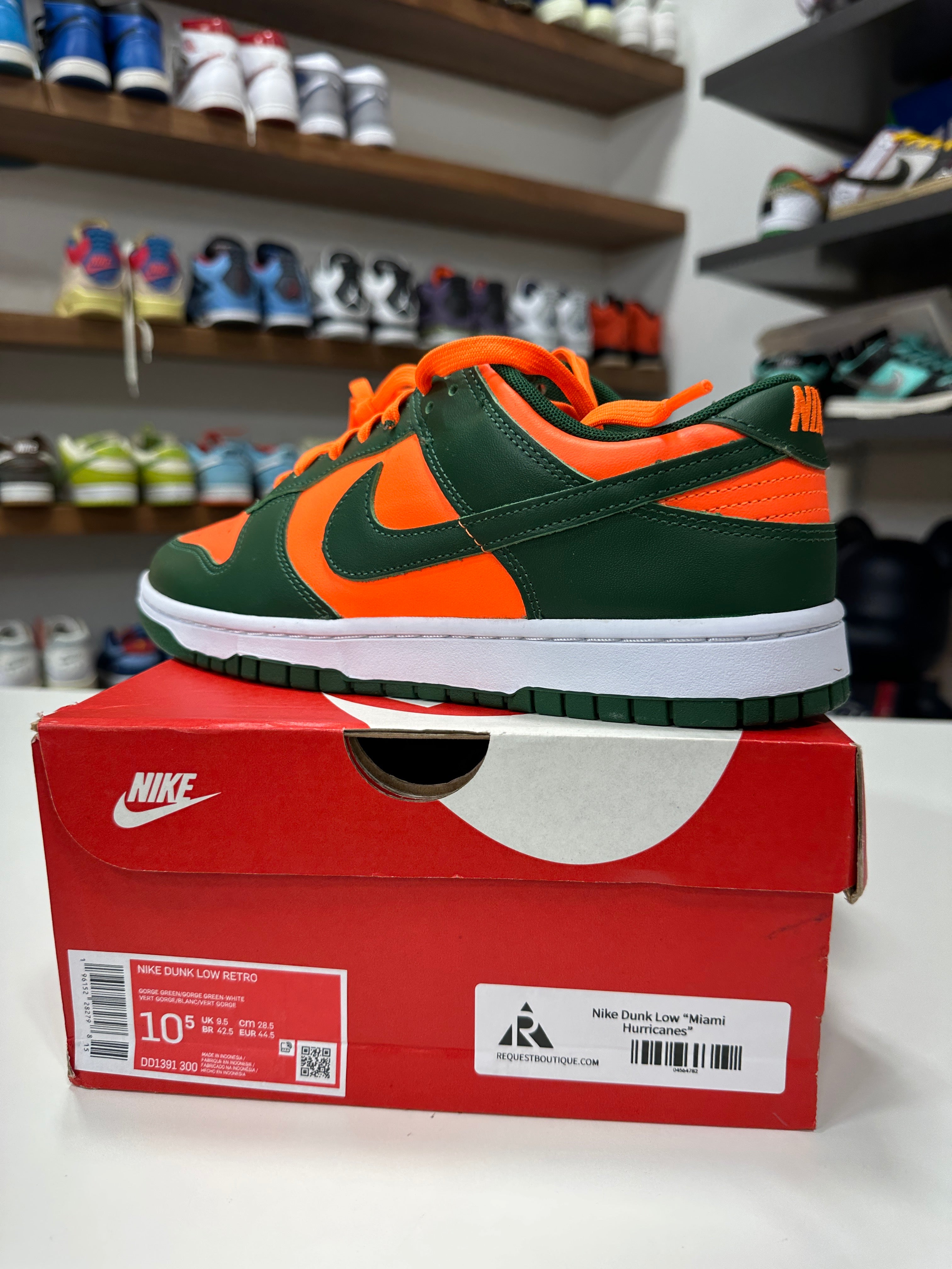 Nike Dunk Low Miami Hurricanes Sz 10.5