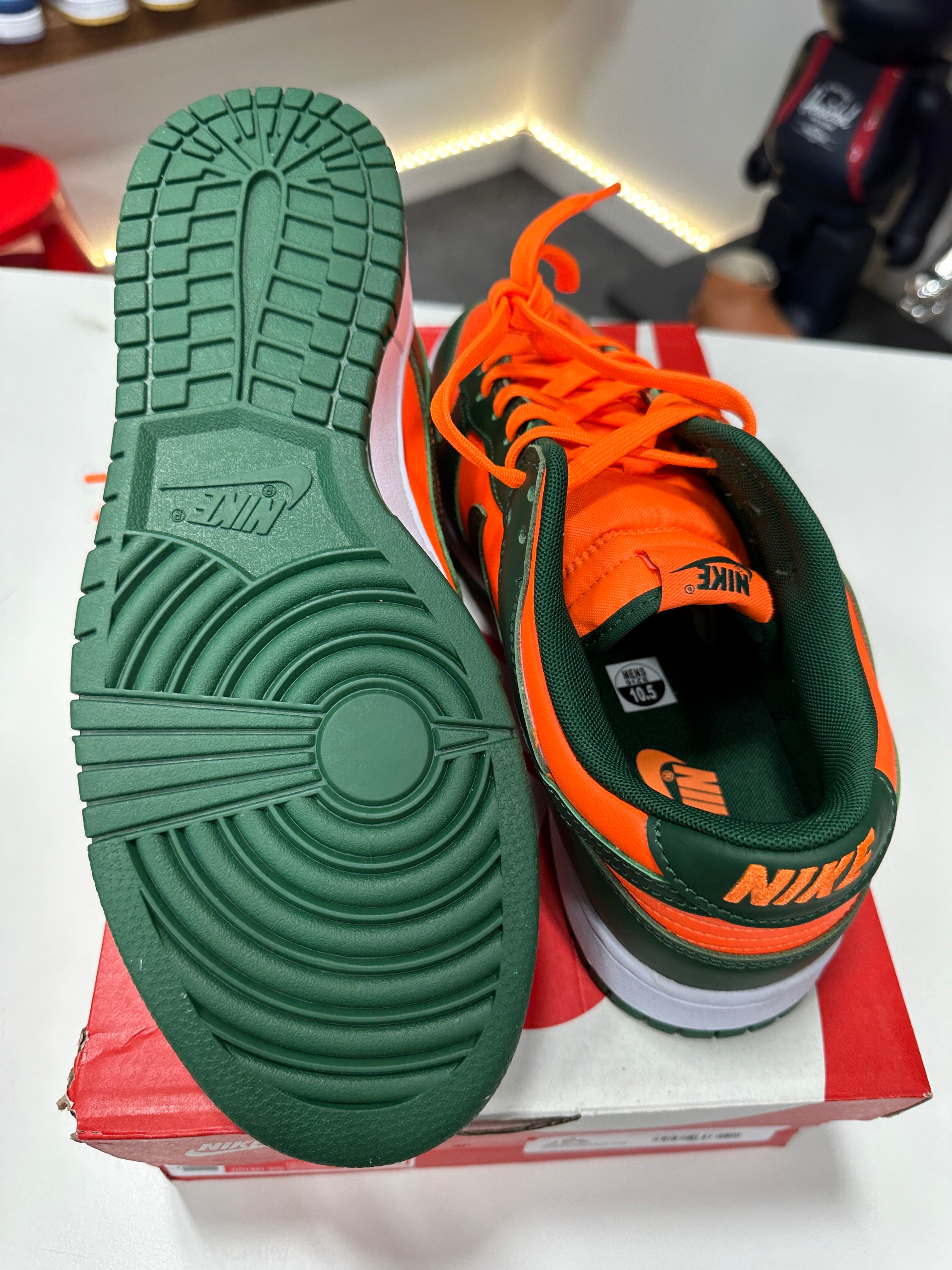 Nike Dunk Low Miami Hurricanes Sz 10.5