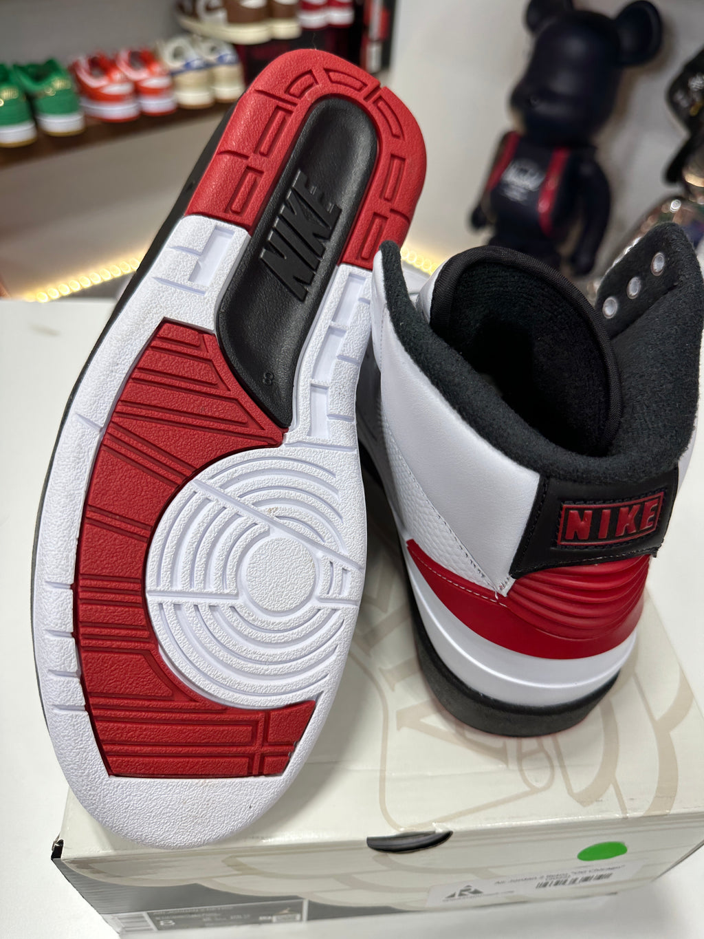 Air Jordan 2 Chicago Sz 8