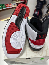 Load image into Gallery viewer, Air Jordan 2 Chicago Sz 8
