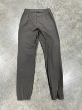 Load image into Gallery viewer, Represent 24/7 Pants Green Sz M
