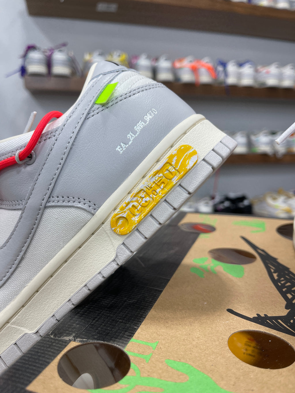 Nike Dunk Low Off-White Lot 6/50 - Sz 11