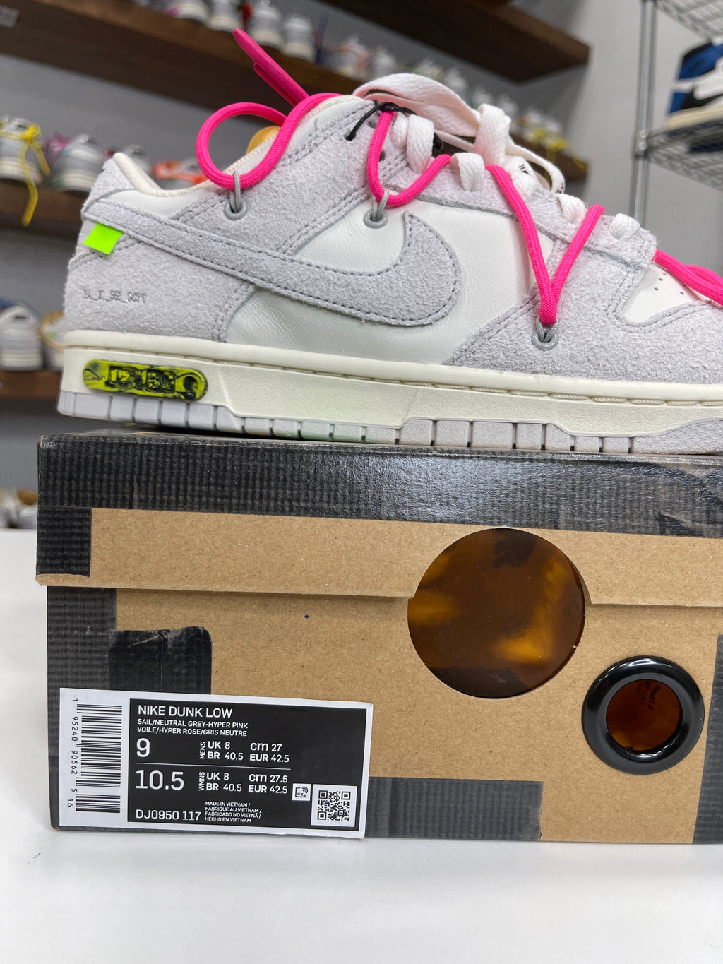 Nike Dunk Low Off-White Lot 17/50 - Sz 9