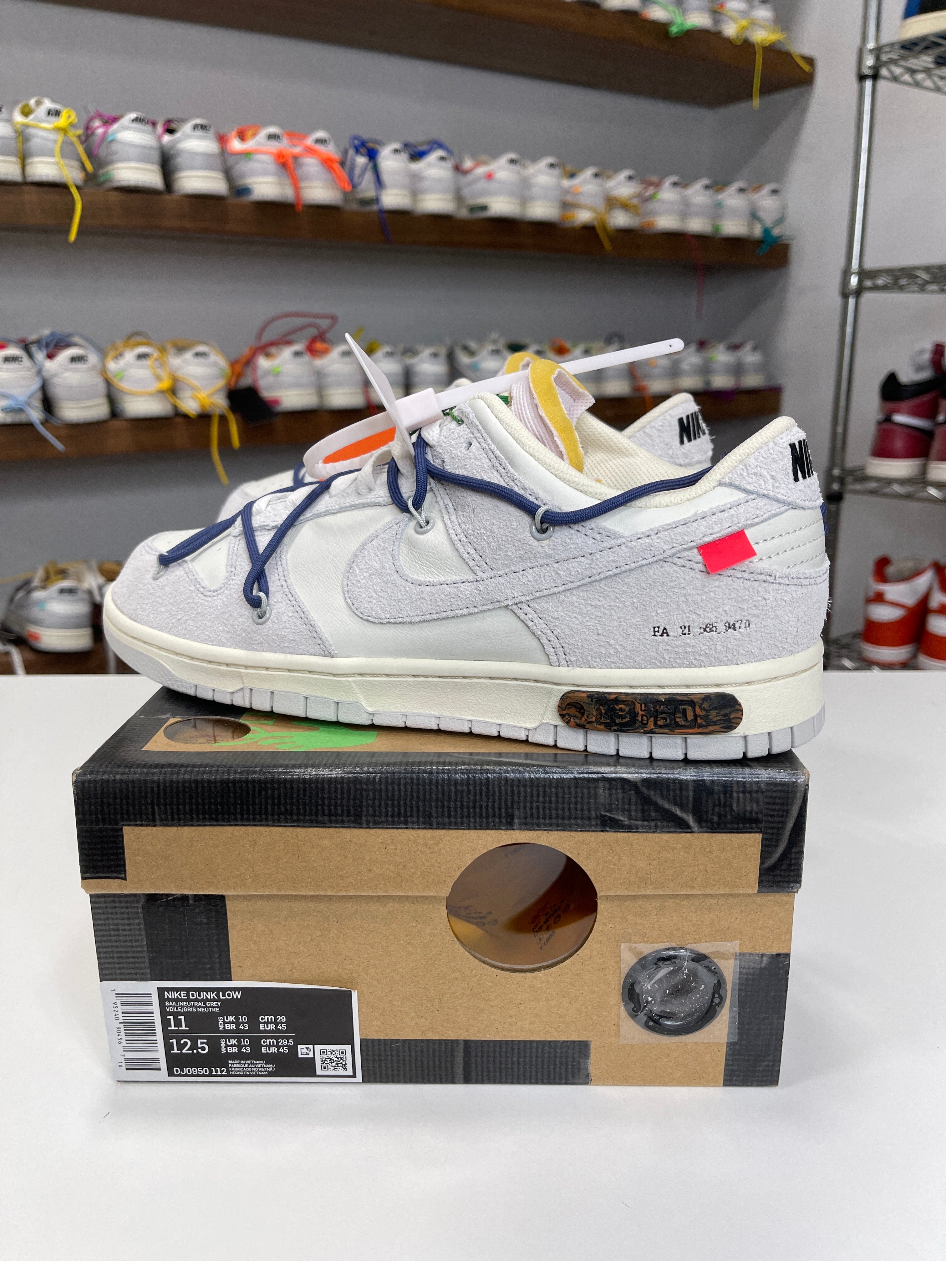 Nike Dunk Low Off-White Lot 18/50 - Sz 11