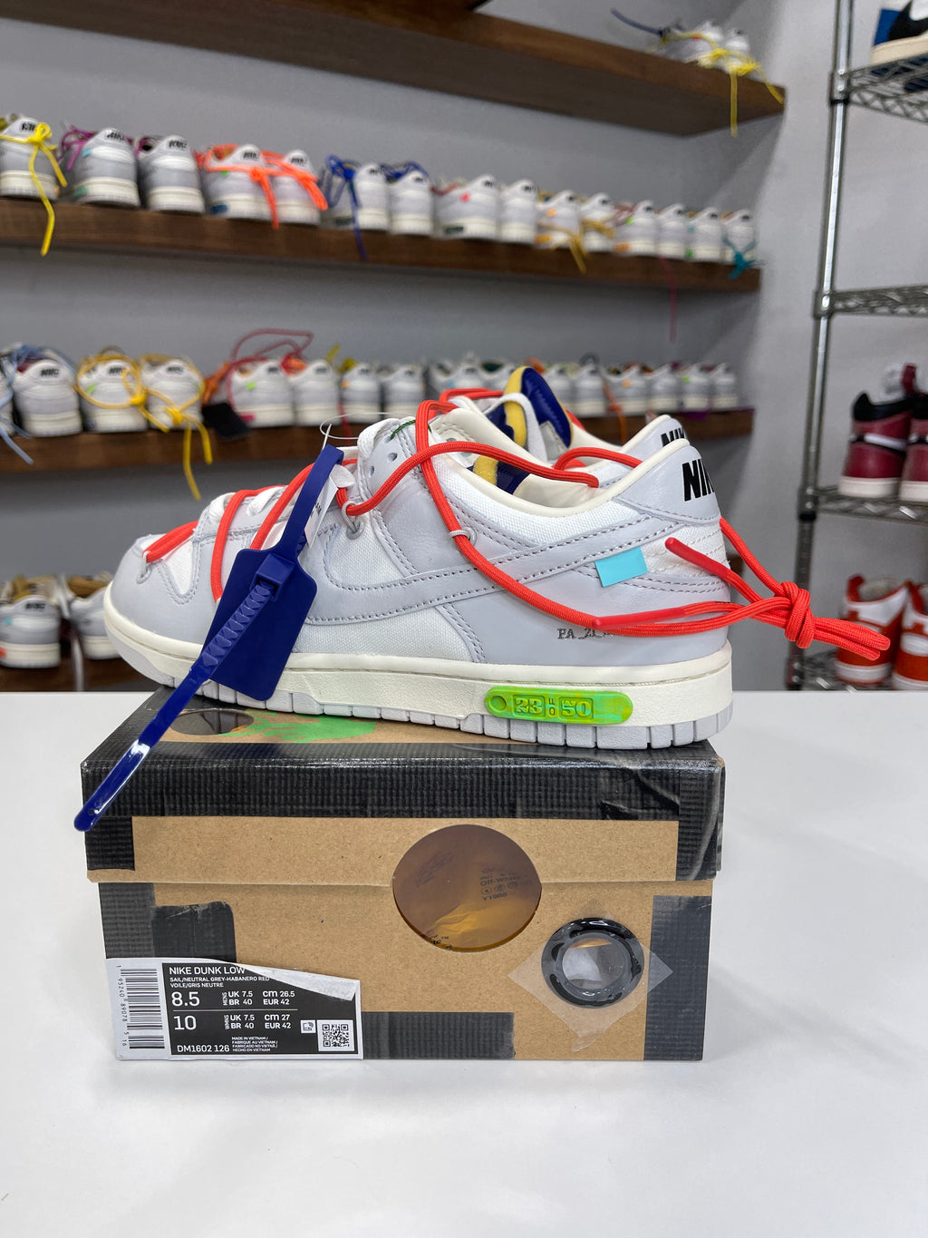 Nike Dunk Low Off-White Lot 23/50 - Sz 8.5