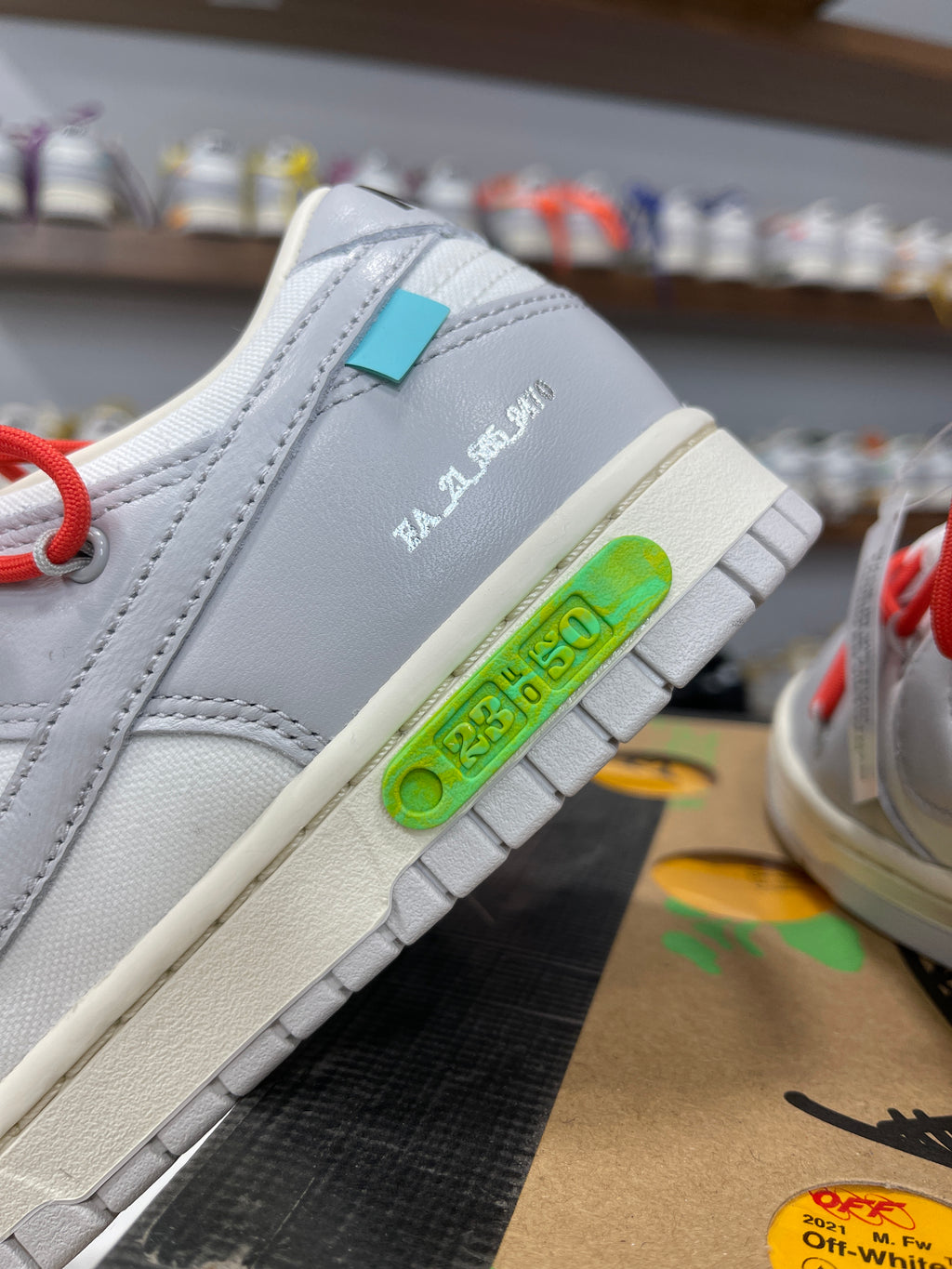 Nike Dunk Low Off-White Lot 23/50 - Sz 8.5