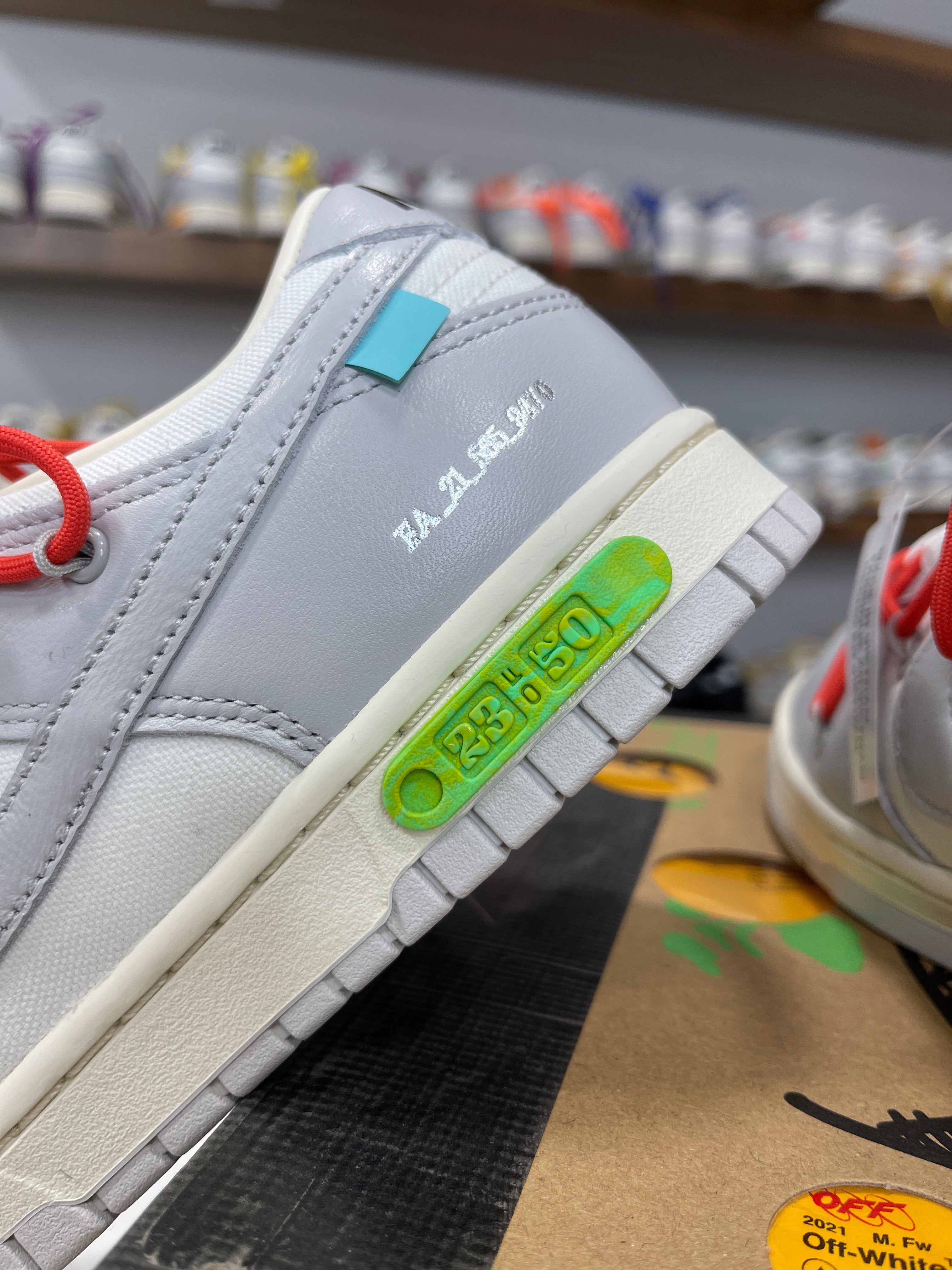 Nike Dunk Low Off-White Lot 23/50 - Sz 8.5