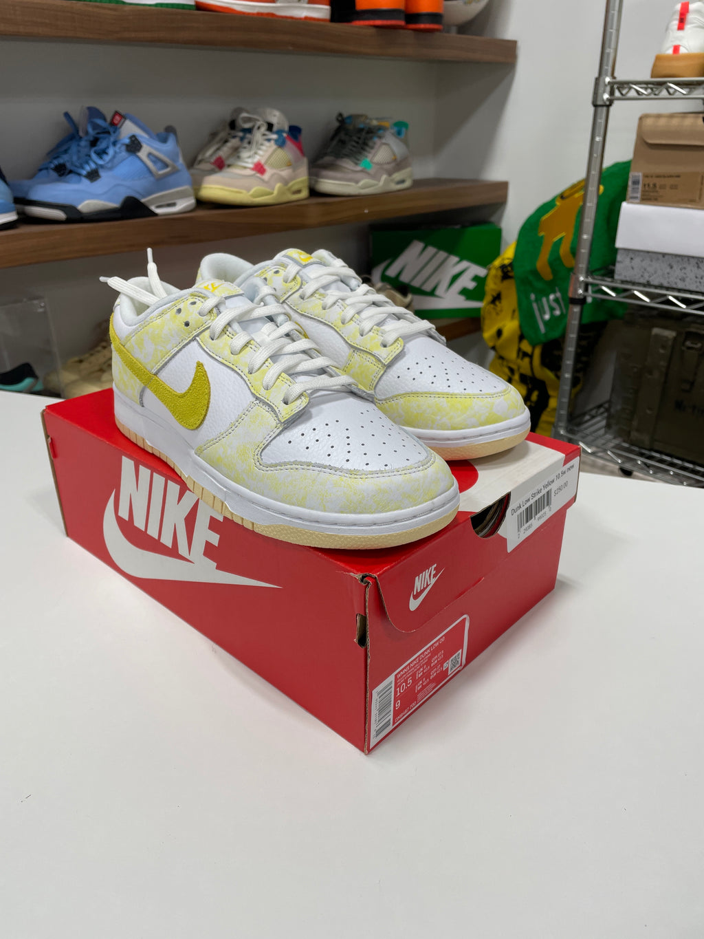 Nike Dunk Low Yellow Strike (Mens Sz 9 Women's Size 10.5)