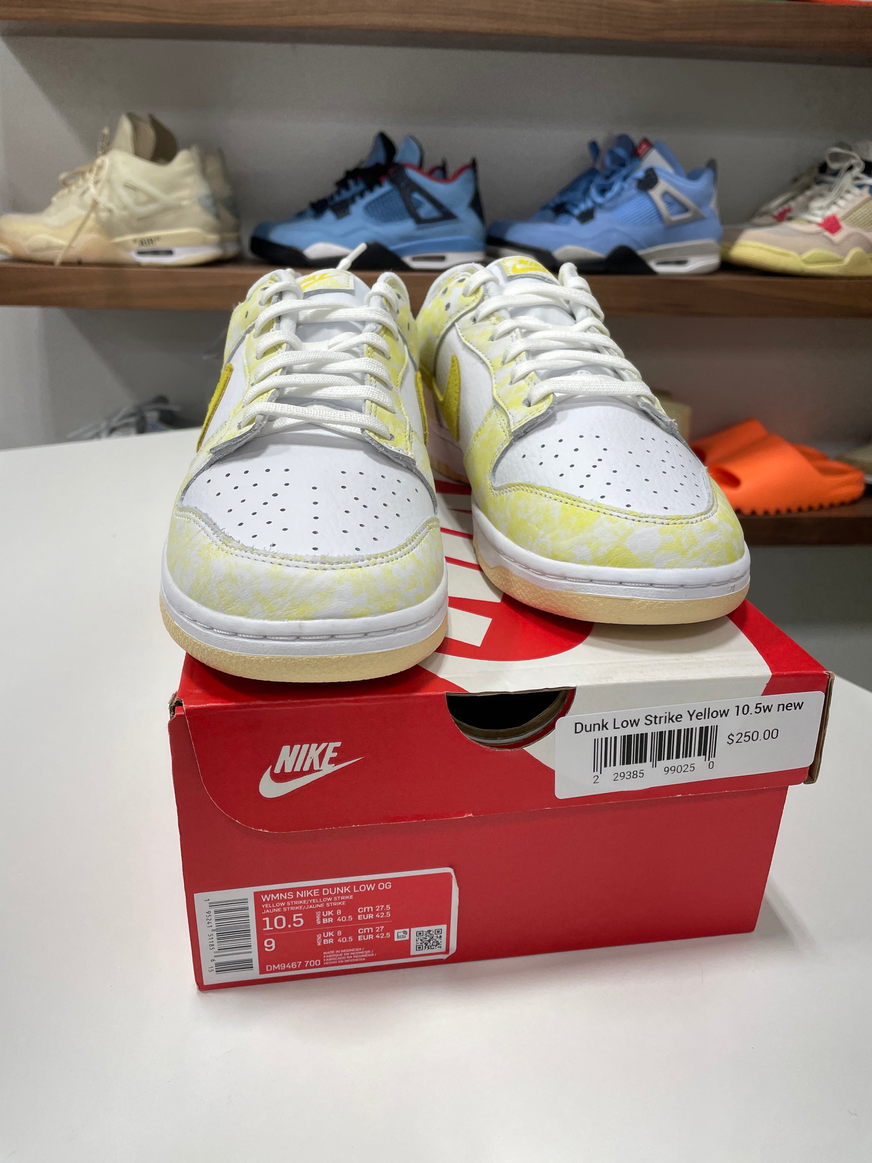 Nike Dunk Low Yellow Strike (Mens Sz 9 Women's Size 10.5)