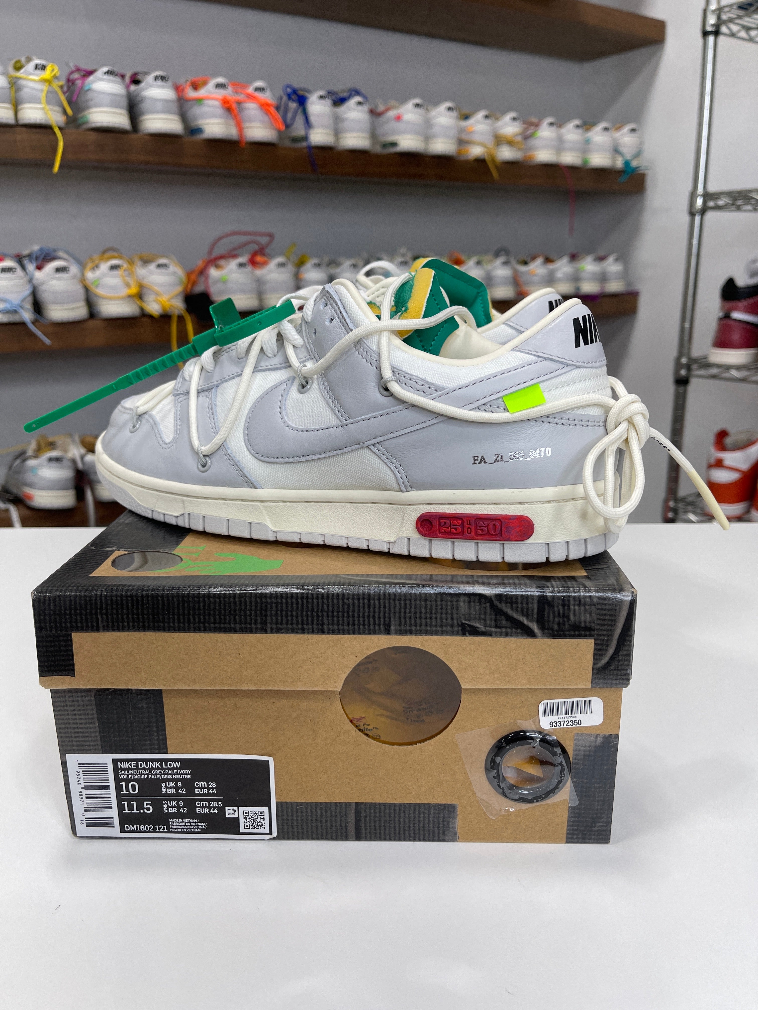 Nike Dunk Low Off-White Lot 25/50 - Sz 10