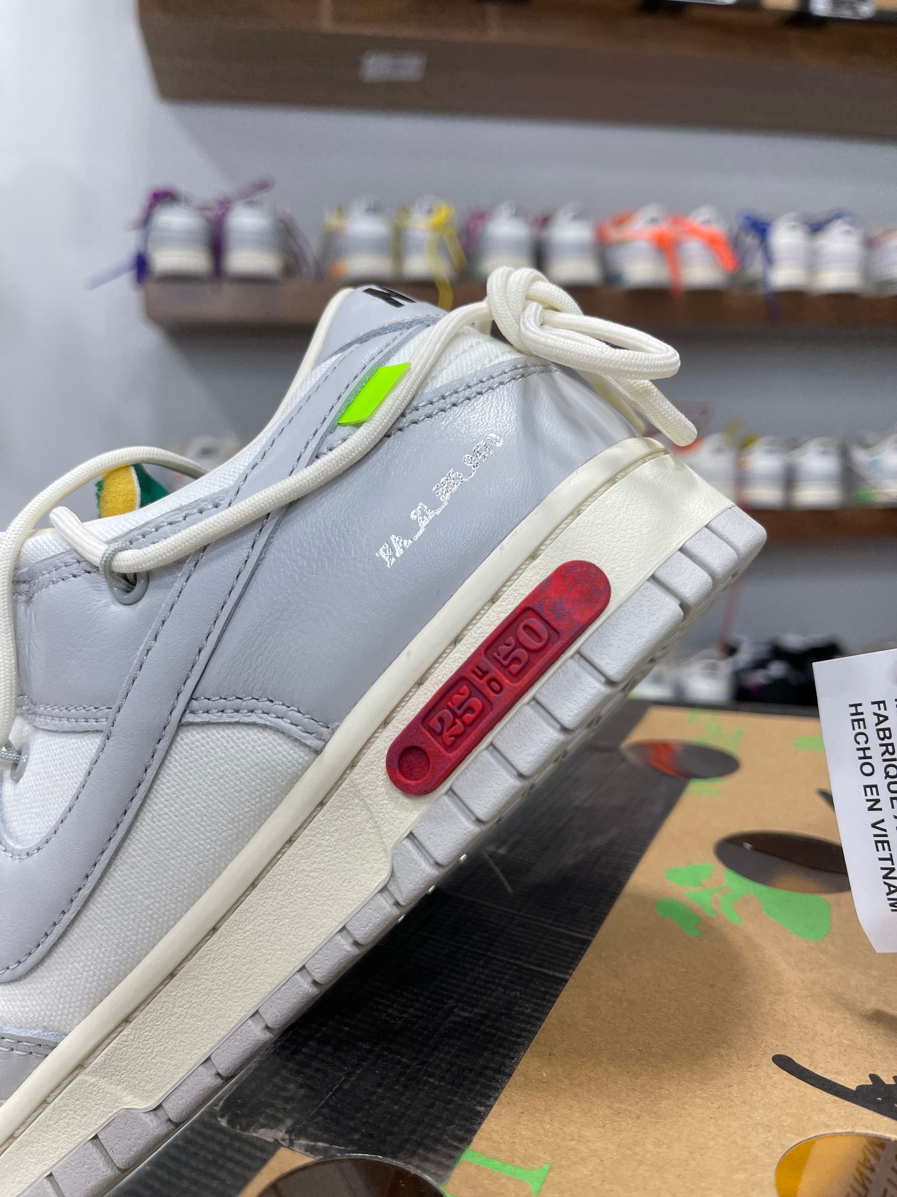Nike Dunk Low Off-White Lot 25/50 - Sz 10