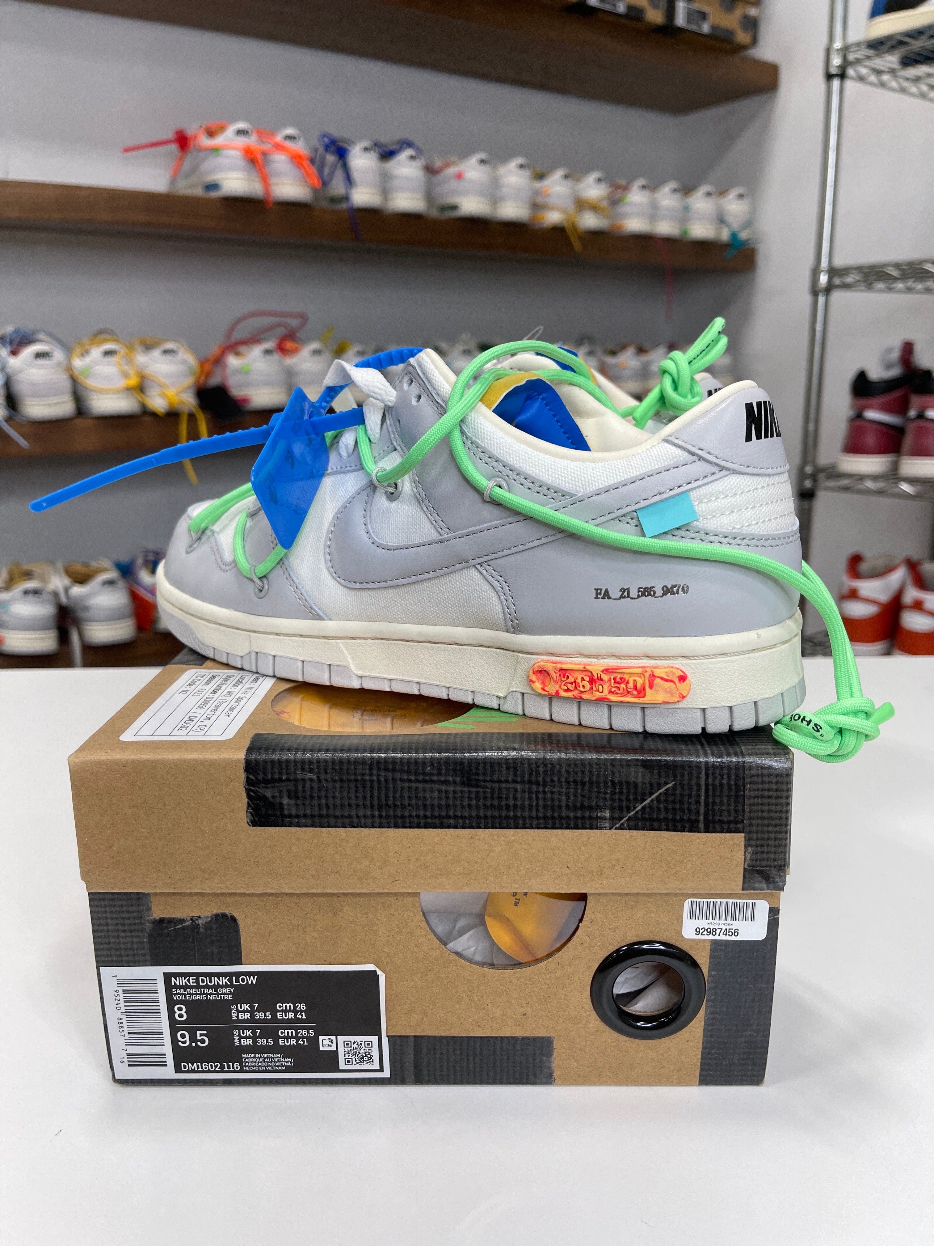 Nike Dunk Low Off-White Lot 26/50 - Sz 8