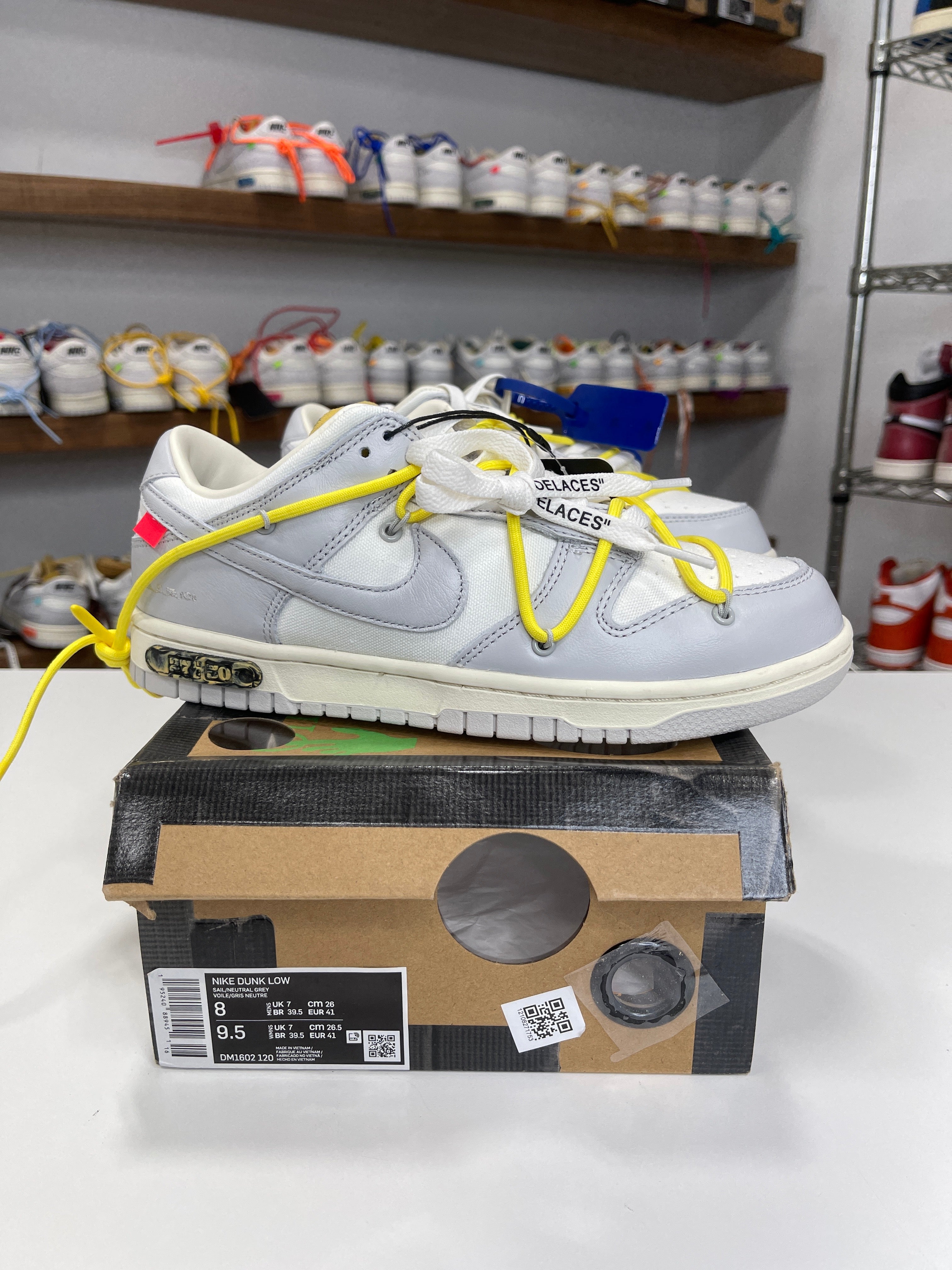 Nike Dunk Low Off-White Lot 27/50 - Sz 8