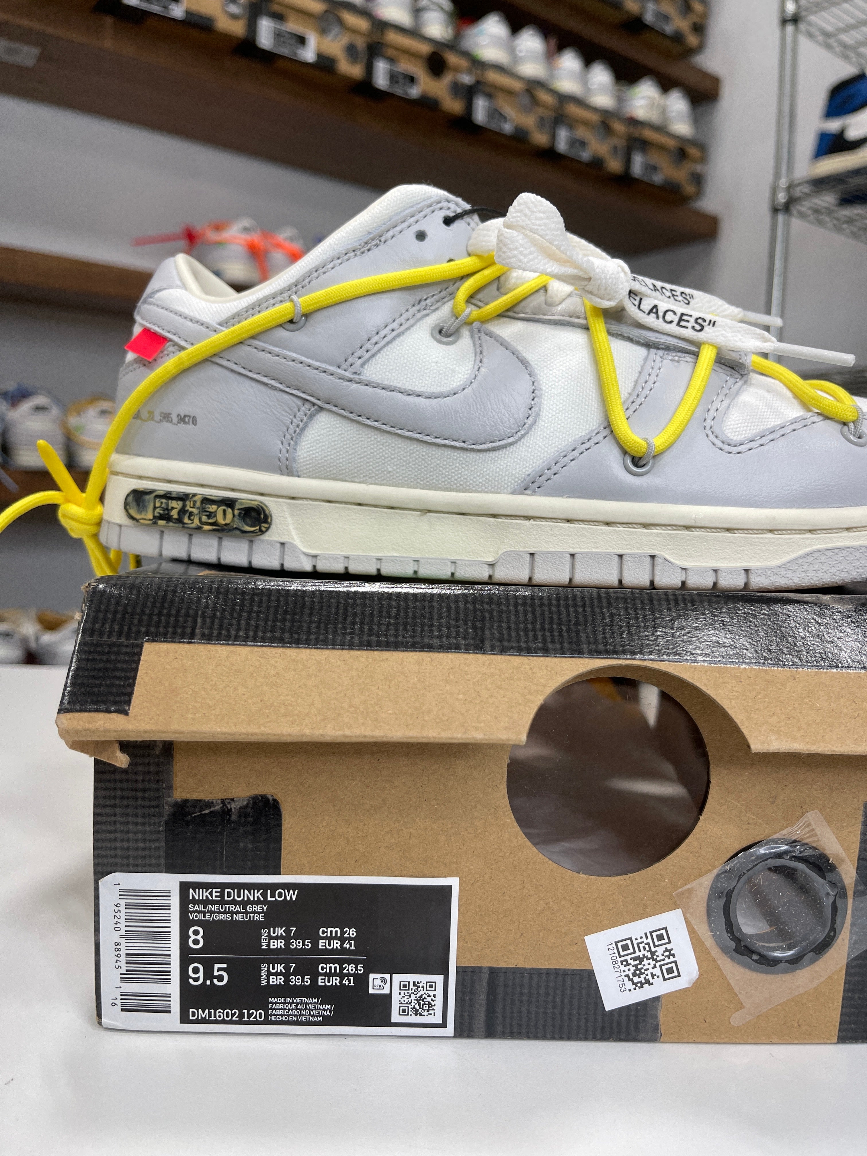 Nike Dunk Low Off-White Lot 27/50 - Sz 8