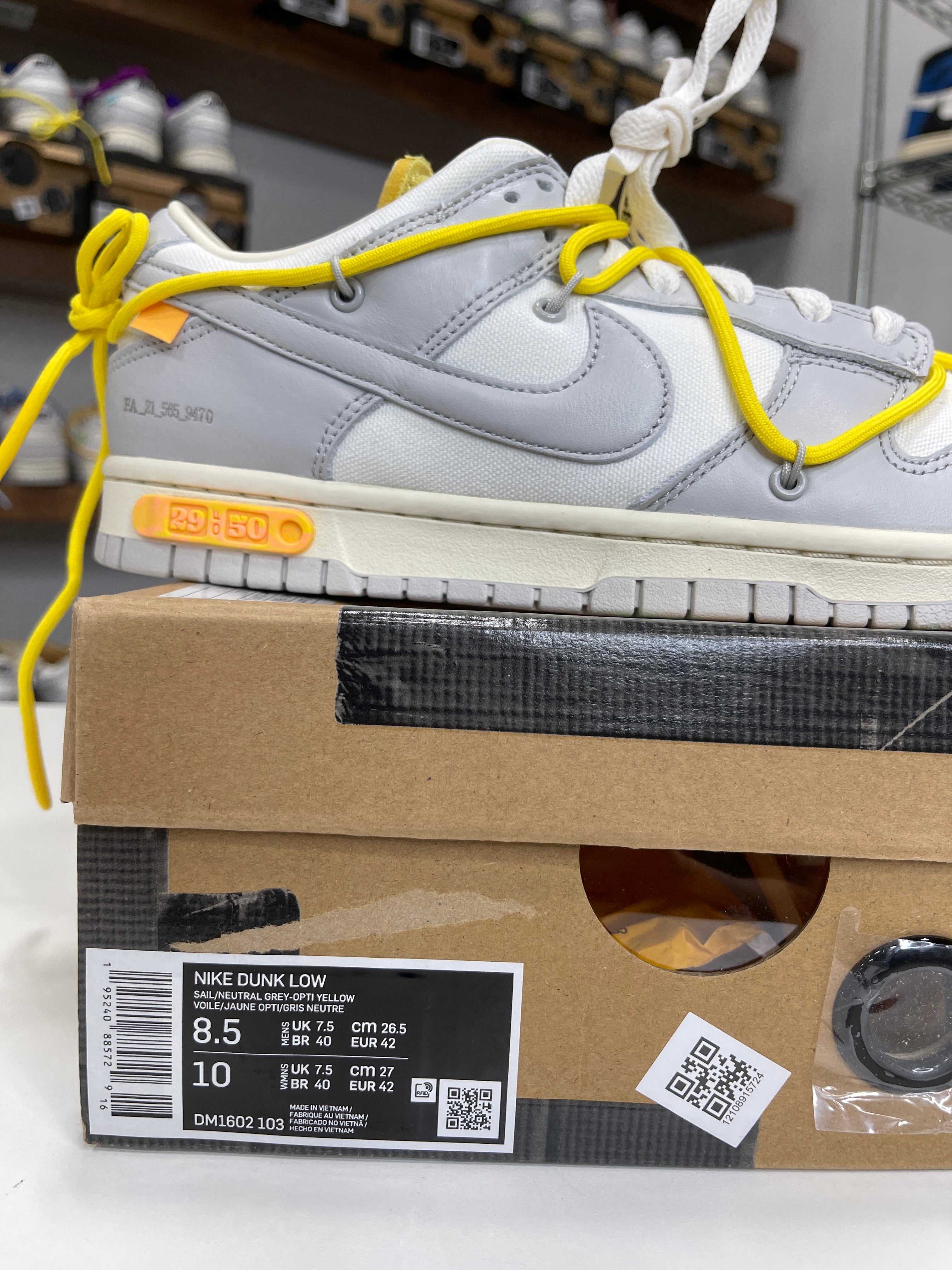 Nike Dunk Low Off-White Lot 29/50 - Sz 8.5