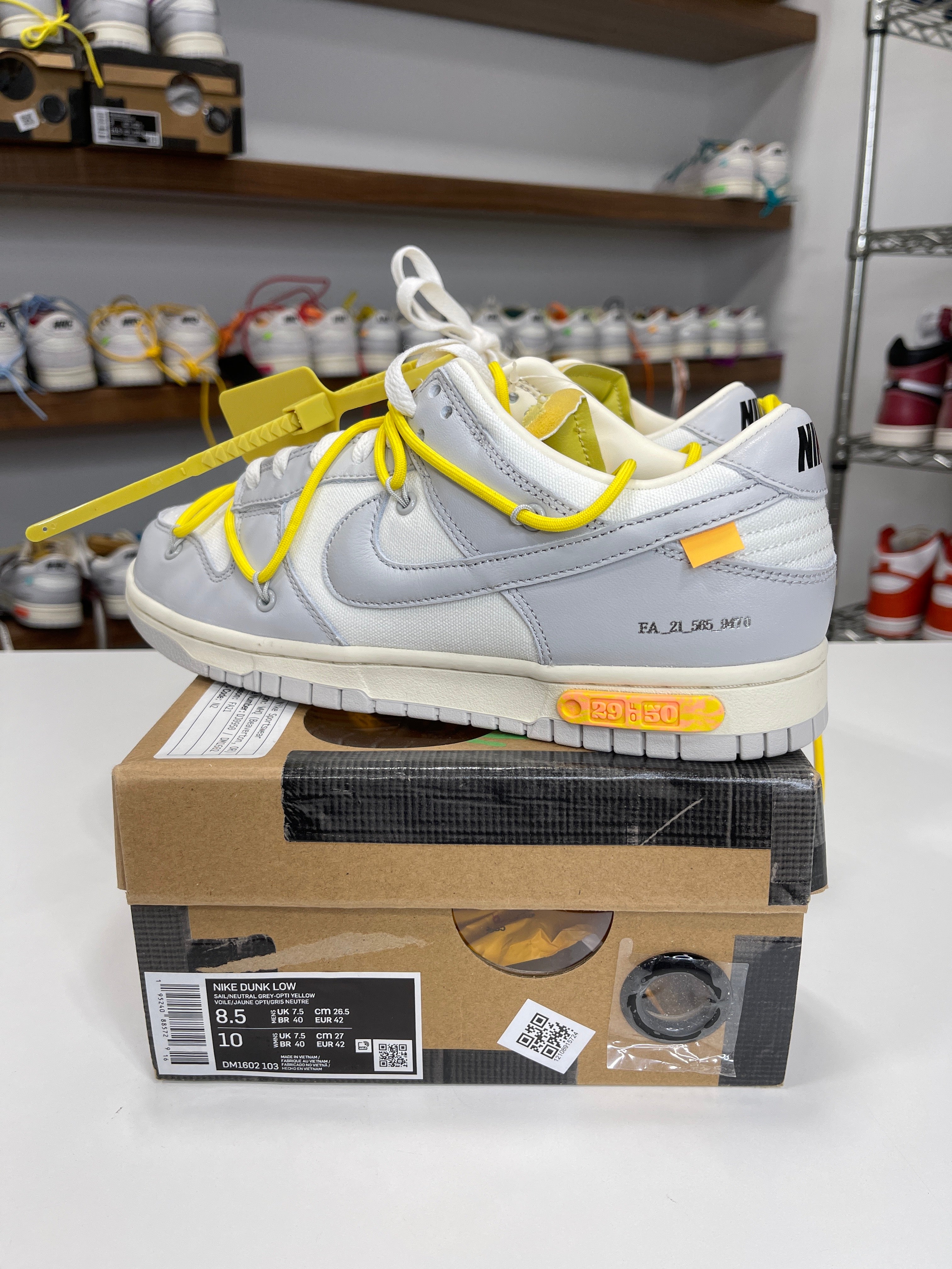 Nike Dunk Low Off-White Lot 29/50 - Sz 8.5