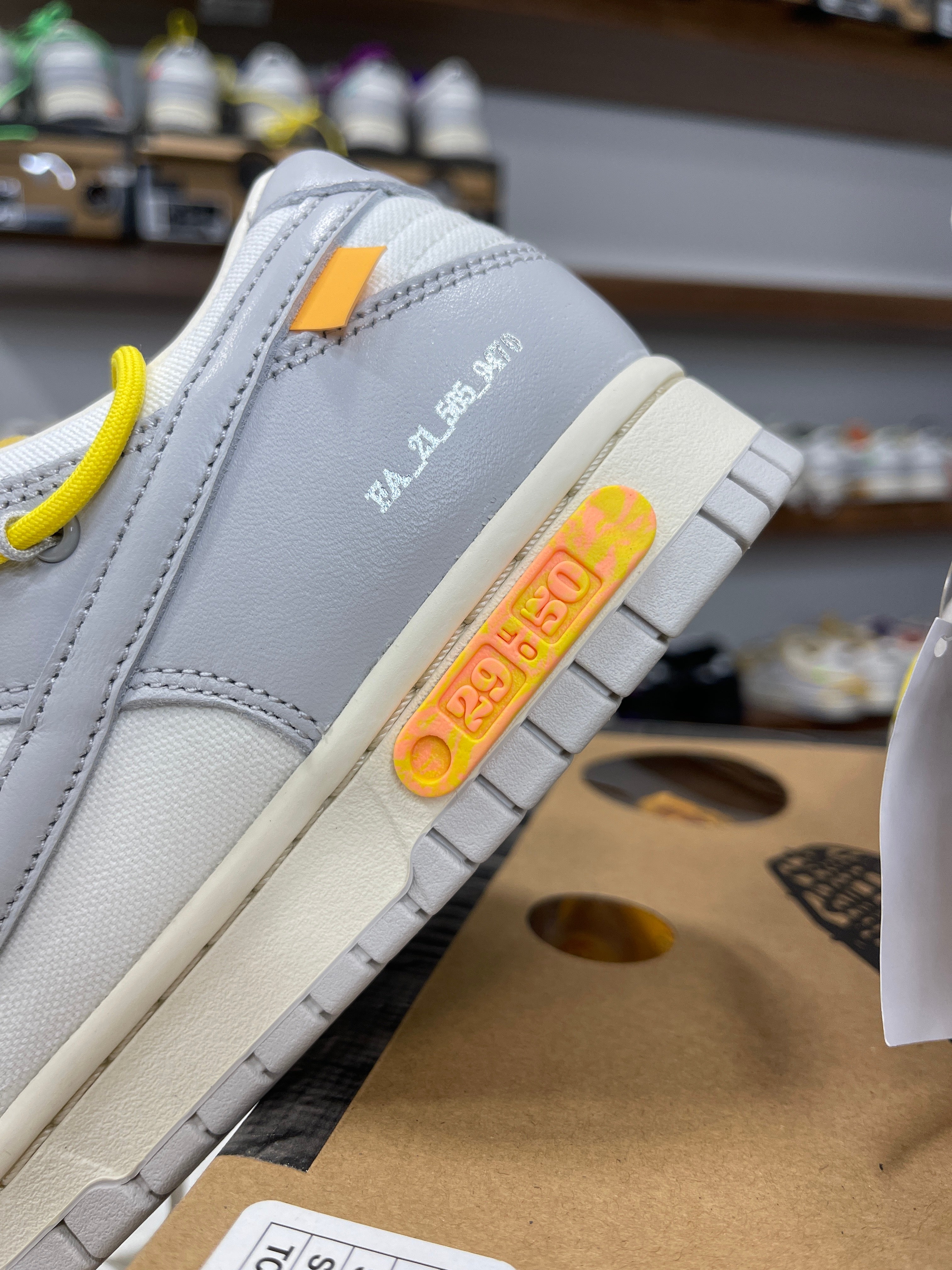 Nike Dunk Low Off-White Lot 29/50 - Sz 8.5