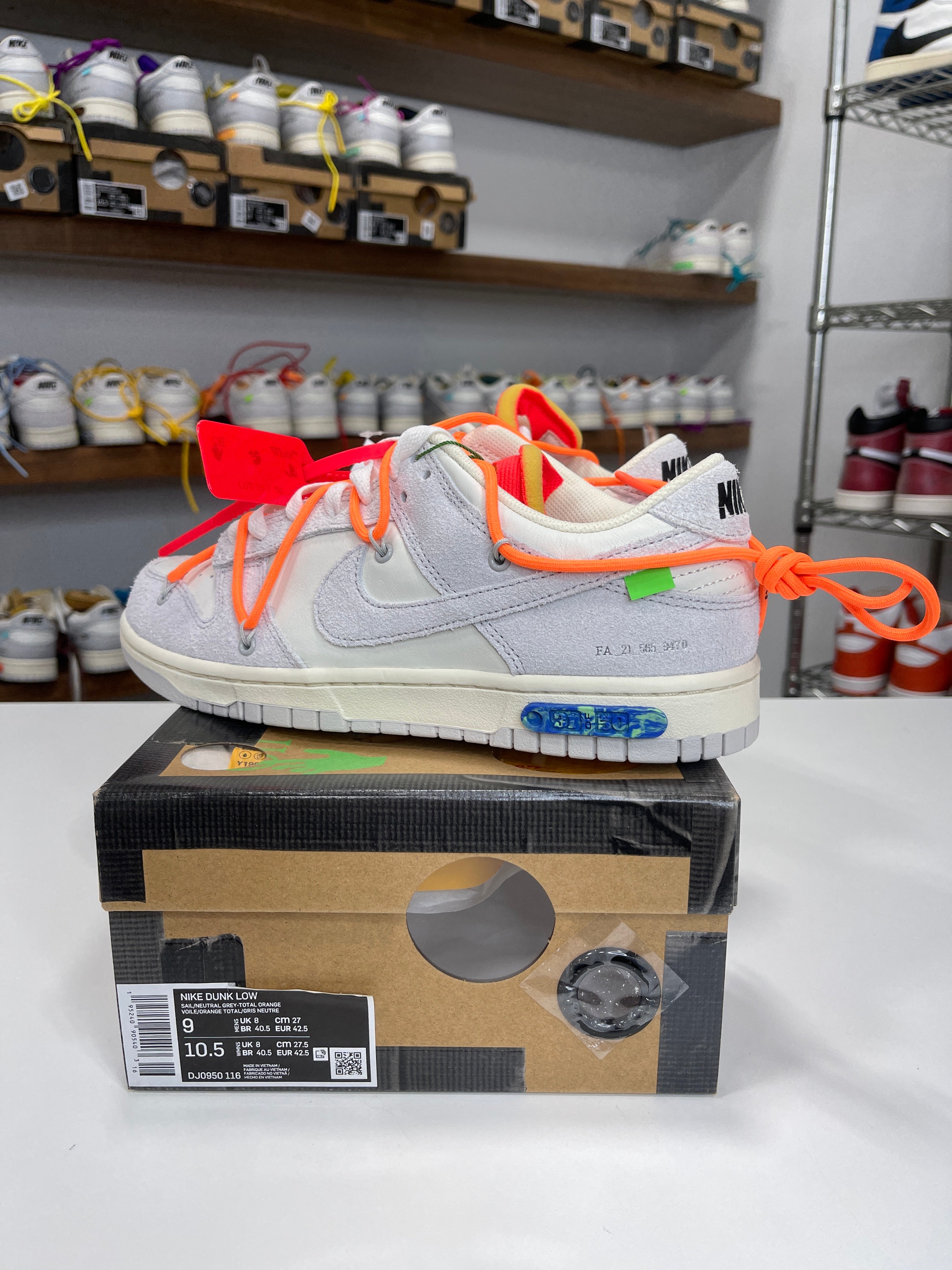 Nike Dunk Low Off-White Lot 31/50 - Sz 9