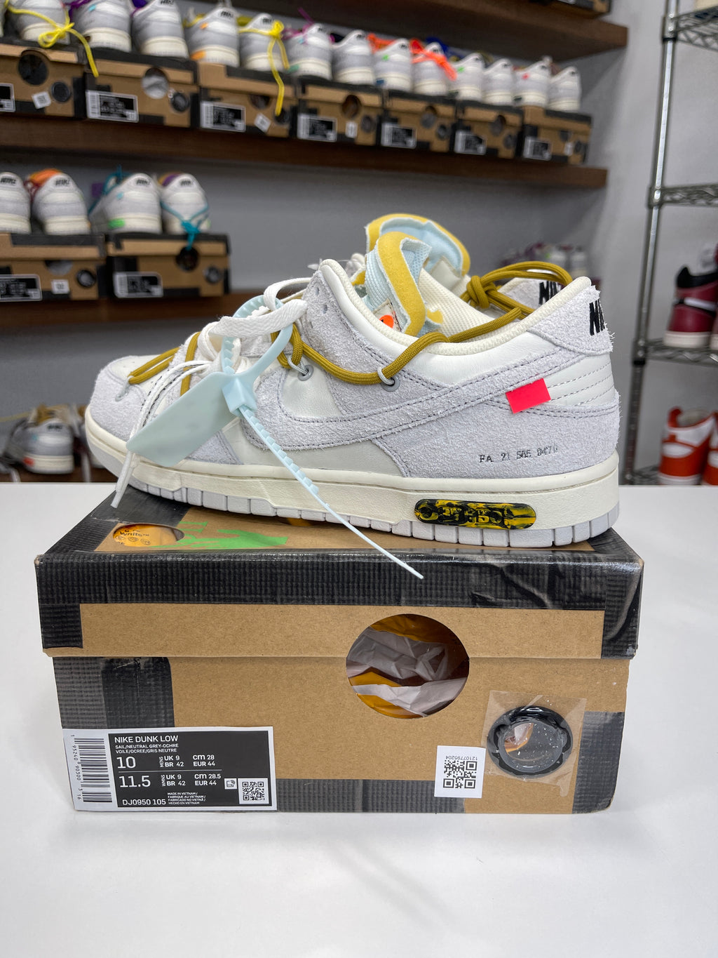 Nike Dunk Low Off-White Lot 37/50 - Sz 10