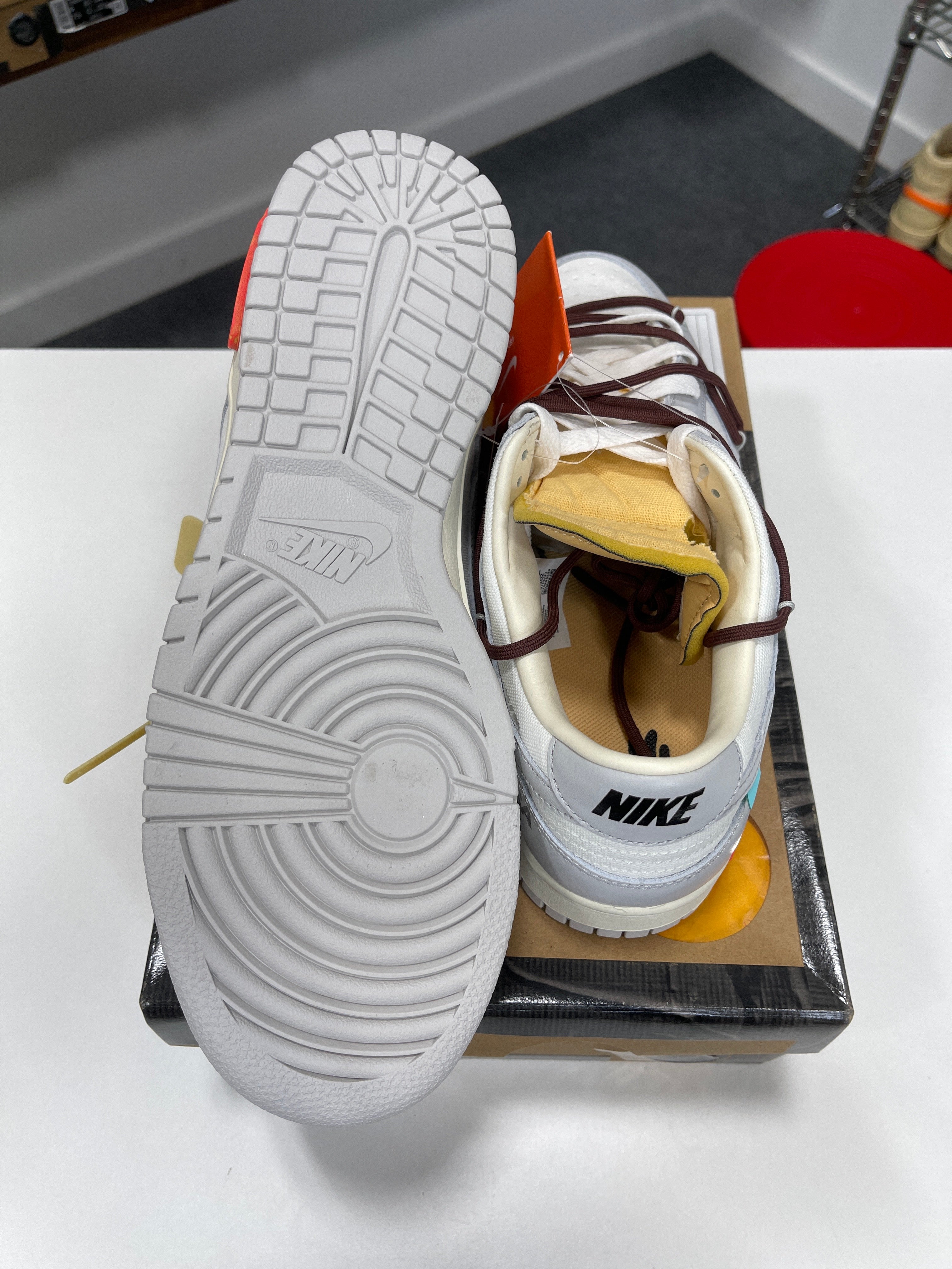 Nike Dunk Low Off-White Lot 46/50 - Sz 10