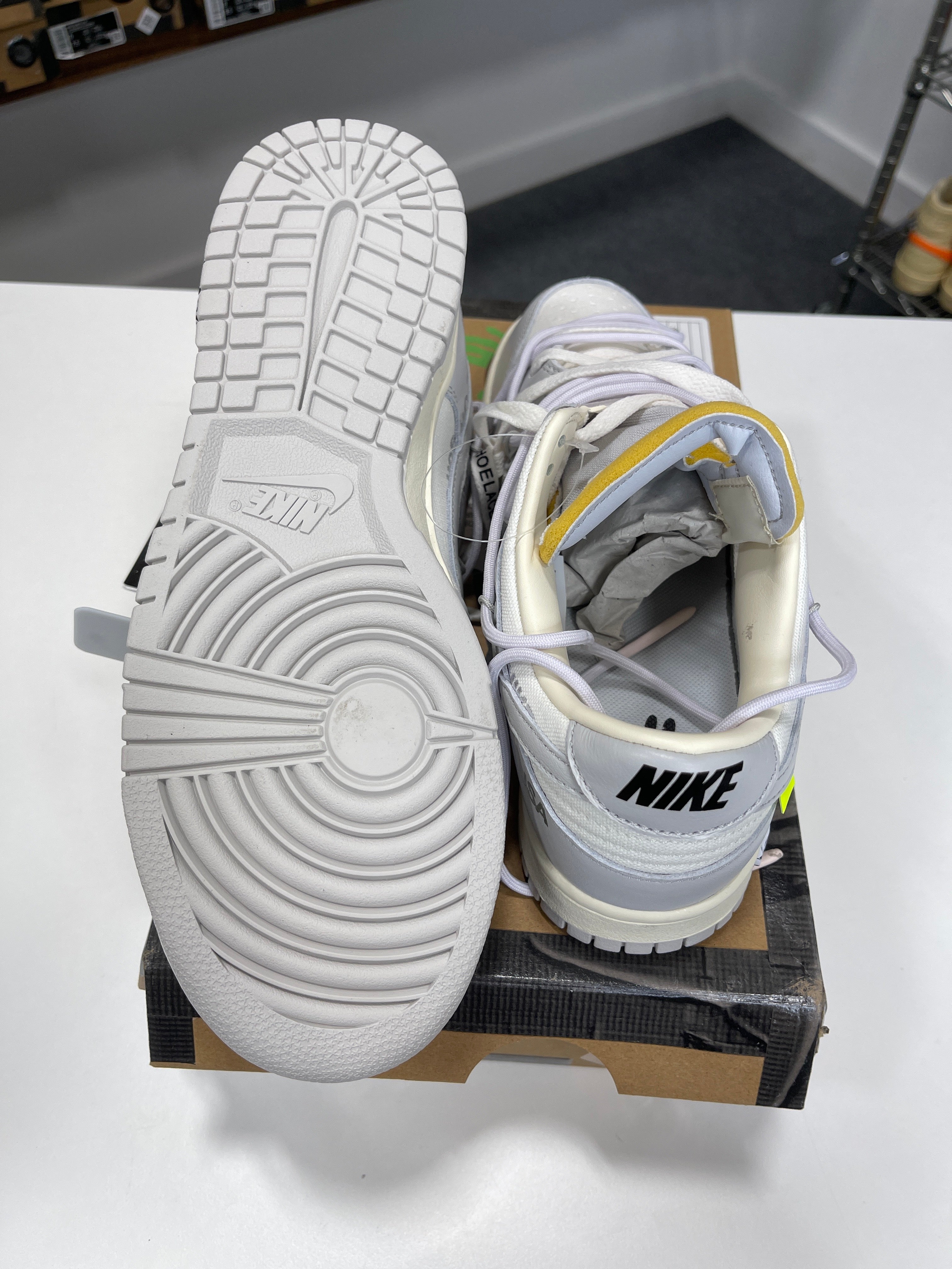 Nike Dunk Low Off-White Lot 49/50 - Sz 8.5