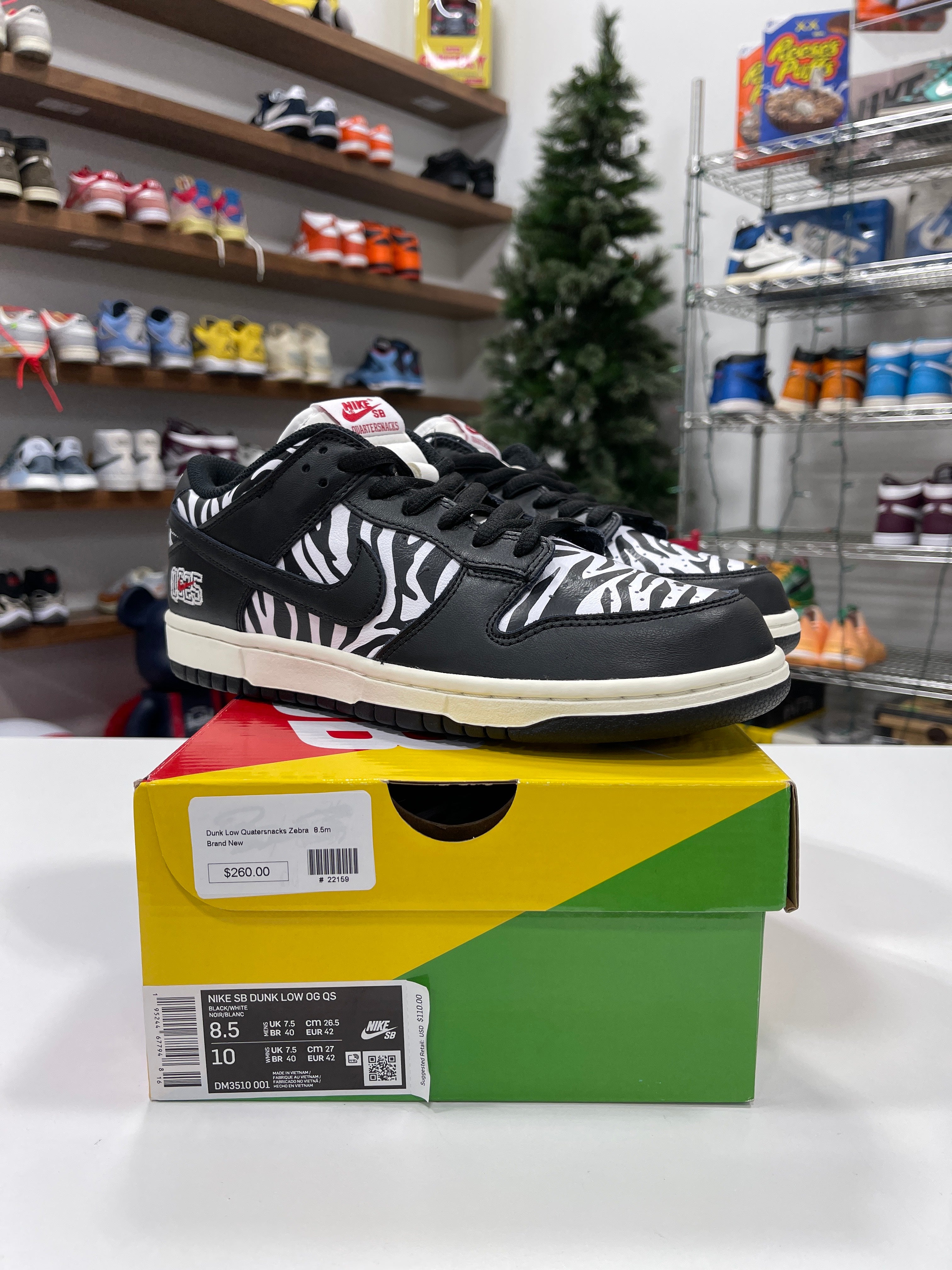 Nike SB Dunk Low "Quarter Snacks" Sz 8.5
