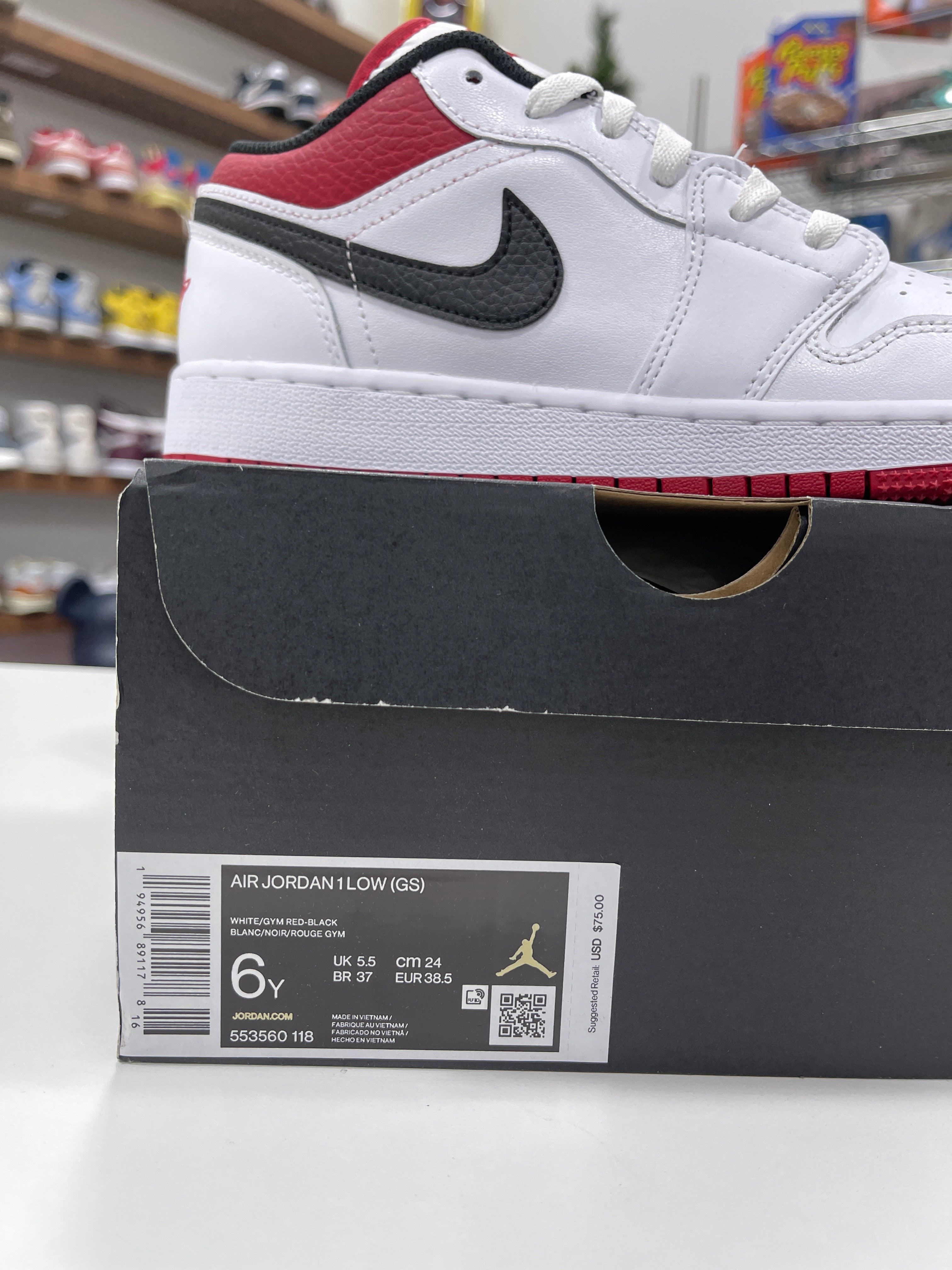 Nike Jordan 1 Low White Gym Red GS Sz 6Y