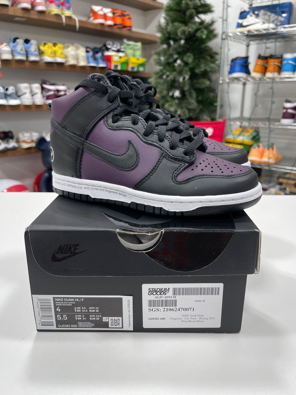 Nike Dunk HI Fragment Sz 4