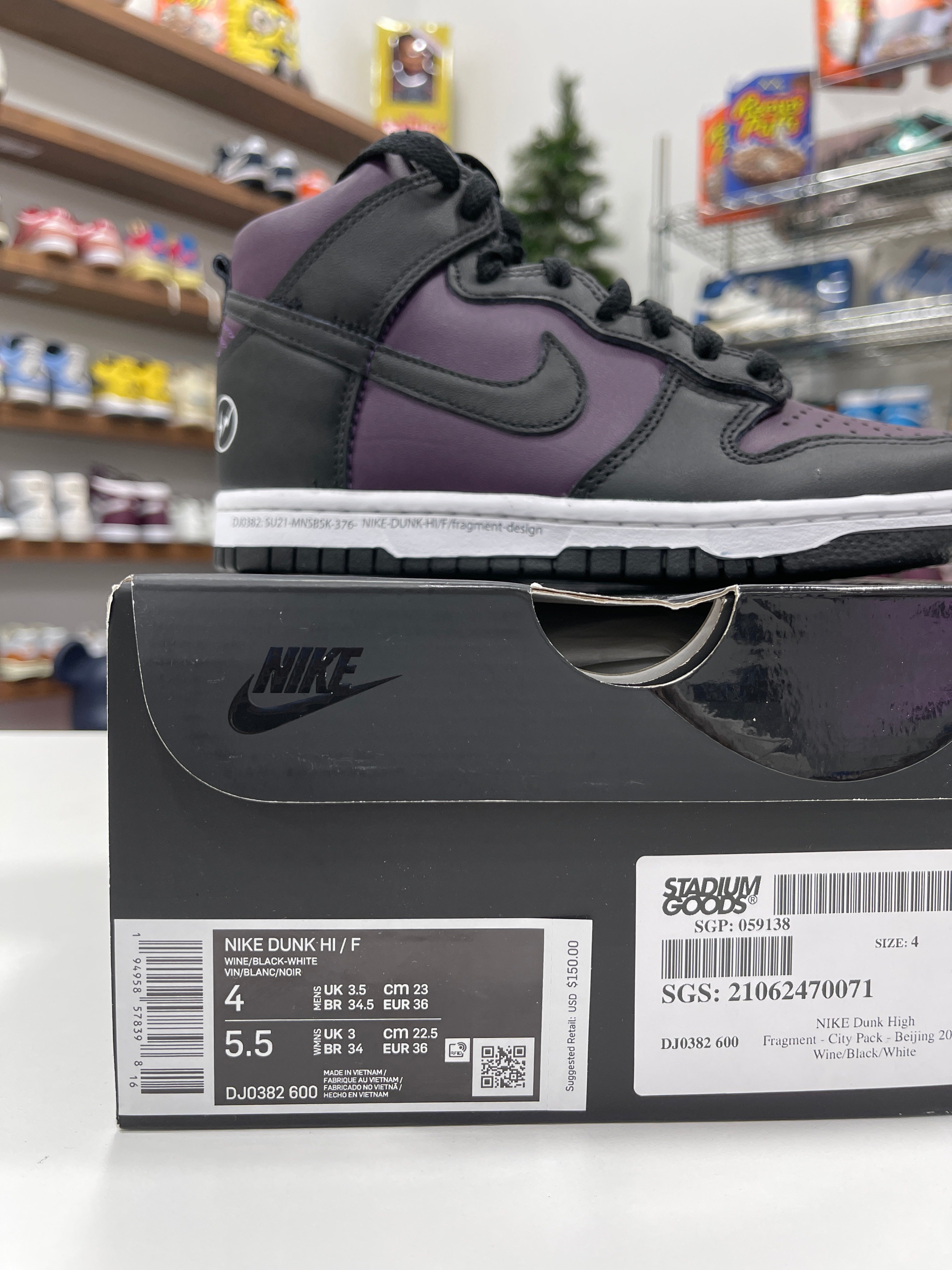 Nike Dunk HI Fragment Sz 4
